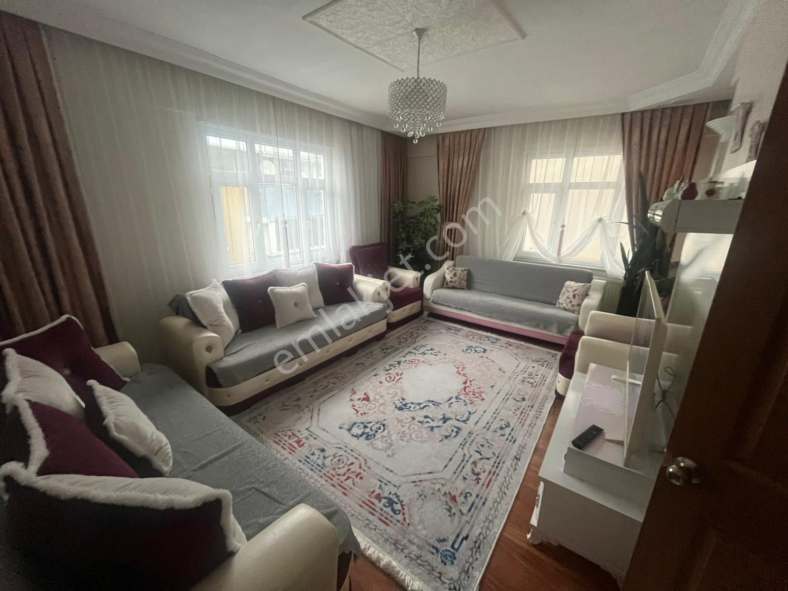 Üçkardeşler'den Cumhuriyet Mh 3+1 Kredili 130m2 Orta Kat