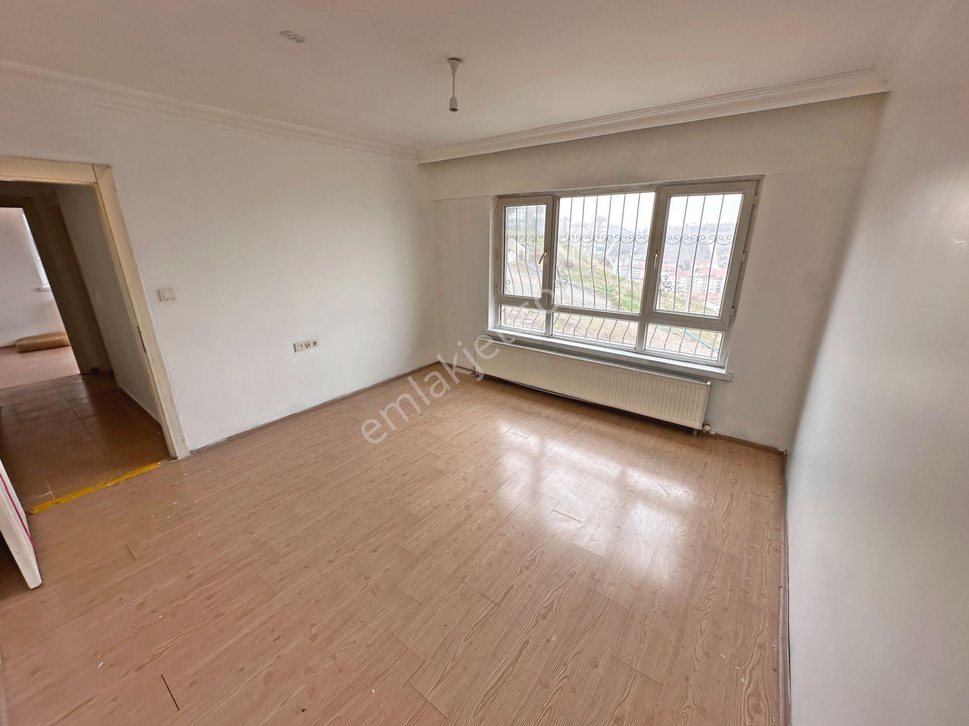 Şafaktepe Mahallesinde Park Yakını Full Yapılı Ön Cephede 2+1 Kiralık Daire - Görsel 10