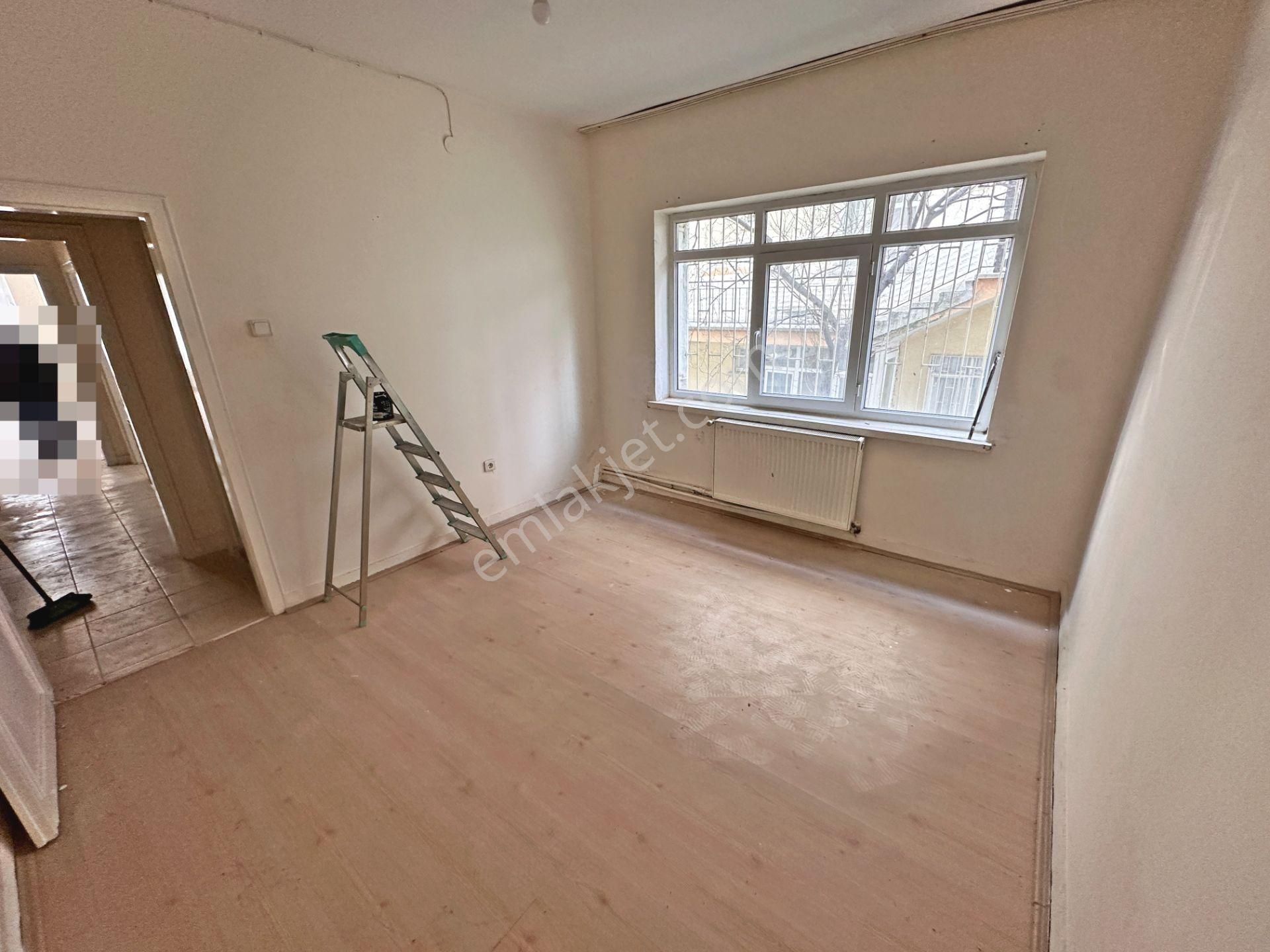 Şafaktepe Mahallesinde Park Yakını Full Yapılı Ön Cephede 2+1 Kiralık Daire - Görsel 7