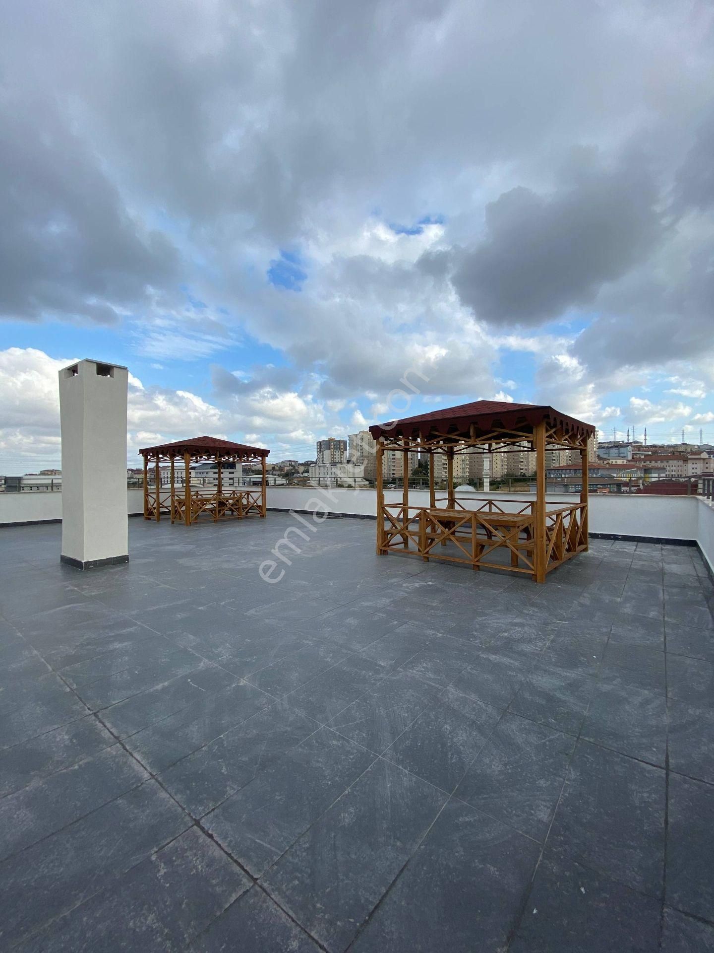 Esenyurt Tabela İncirtepe Mahallesi 2+1 Kiralık Sıfır Daire Butik Aile Sitesinde Amerikan Mutfak - Görsel 4