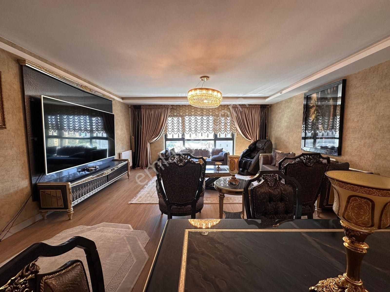 Arissa Göksu'da Göl Cepheli Satılık 4.5+1 Ultra Lüks Daire - Görsel 3