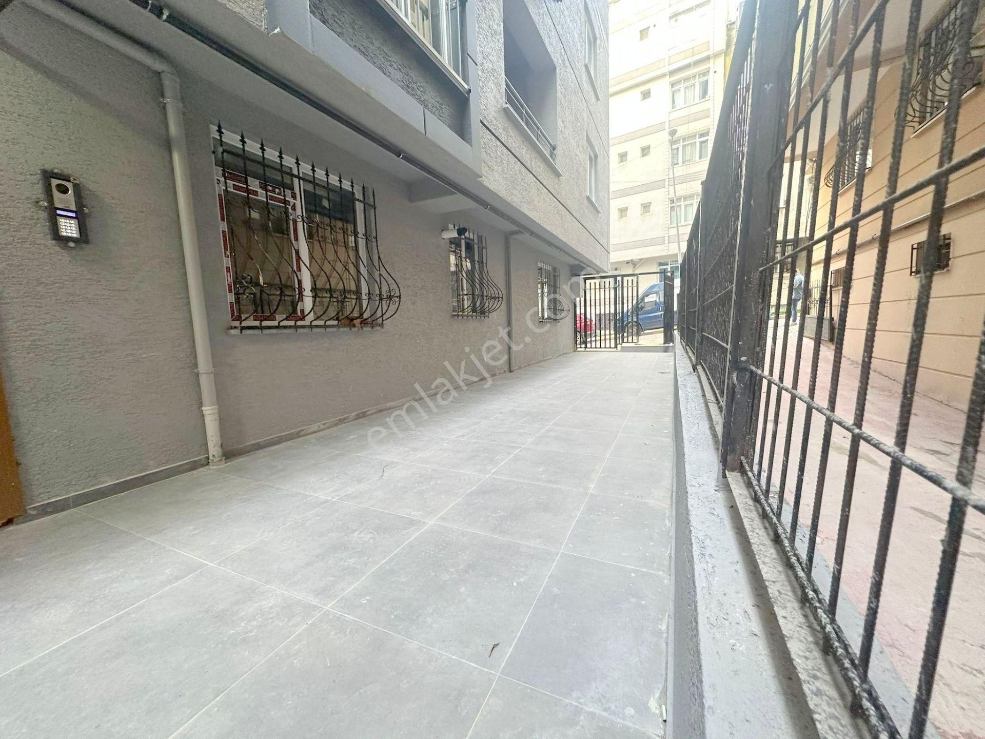 İsa Gayrimenkulden Hürriyette Geniş Kullanışlı Ara Kat Daire - Görsel 16