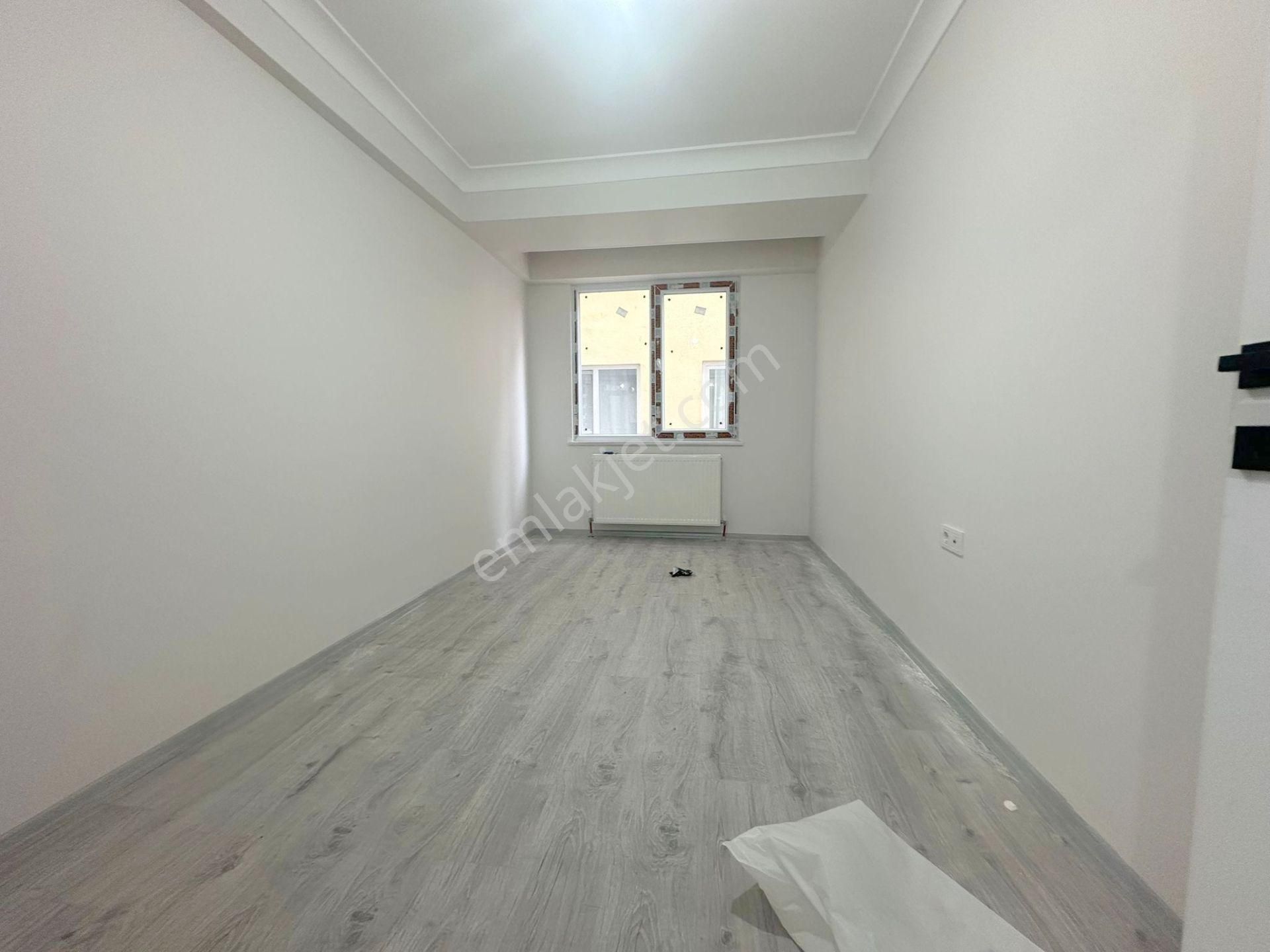 İsa Gayrimenkulden Hürriyette Geniş Kullanışlı Ara Kat Daire - Görsel 4
