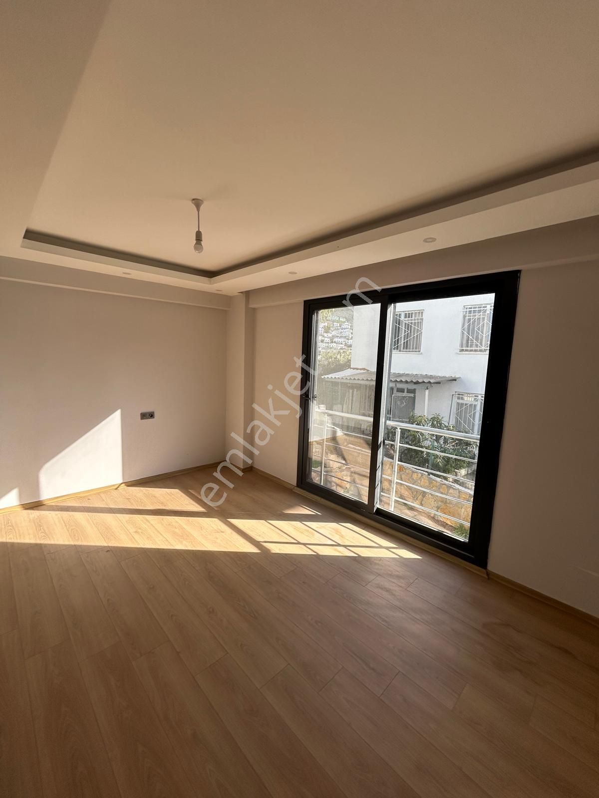 Doğadan Güllük Denize Yürüme Mesafesinde Arakat Yeni Daire - Görsel 13