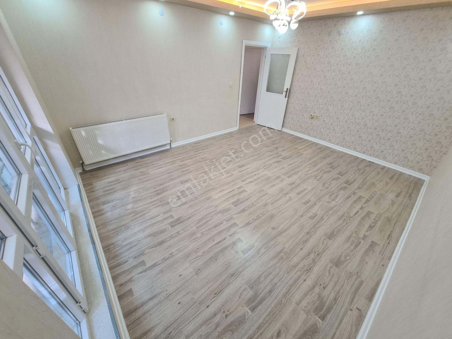 Karakeçili Cd. Paraleli Arakatta 2-banyolu Full Yapılı Geniş 3+1 - Görsel 10