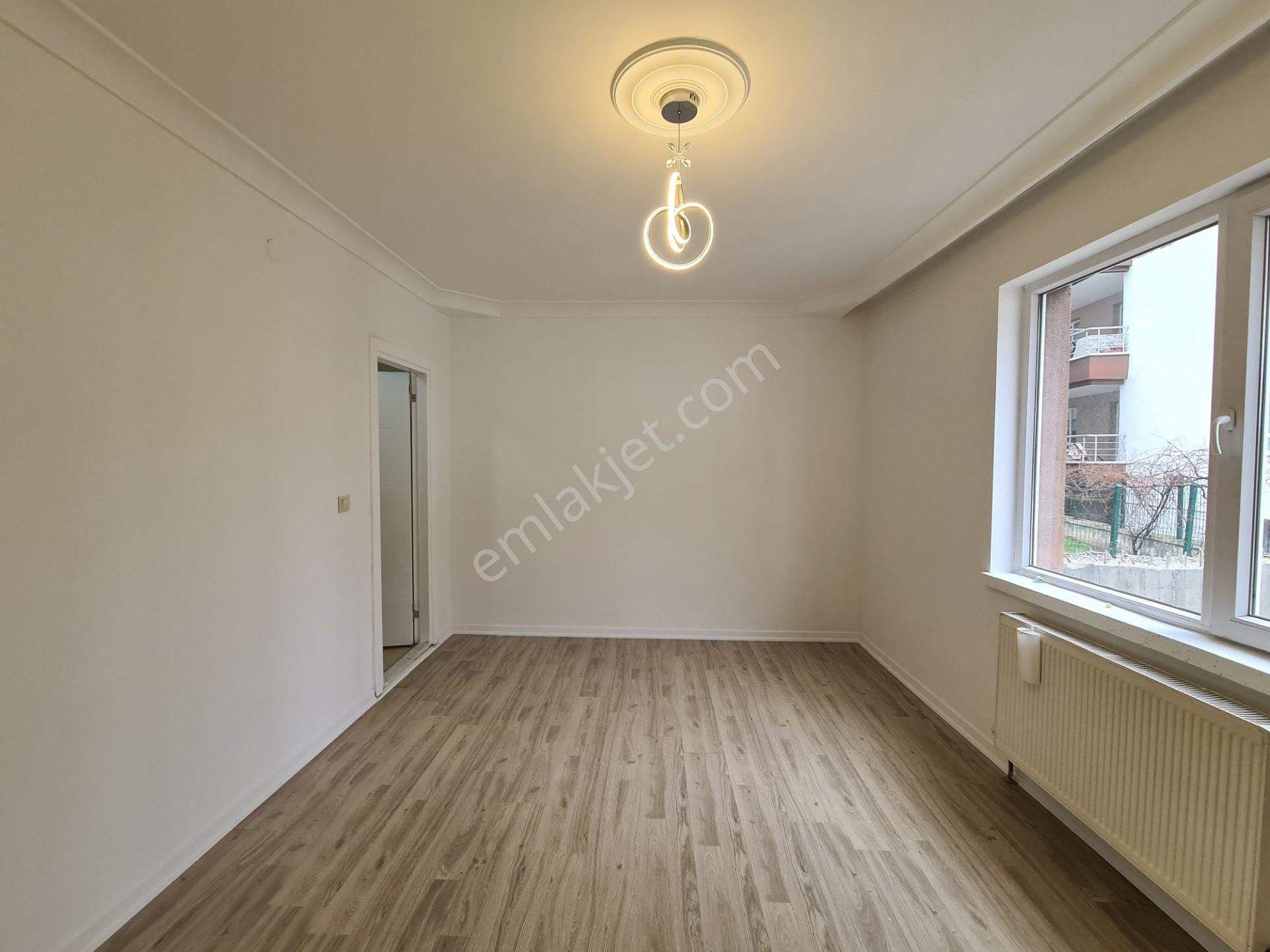 Karakeçili Cd. Paraleli Arakatta 2-banyolu Full Yapılı Geniş 3+1 - Görsel 28