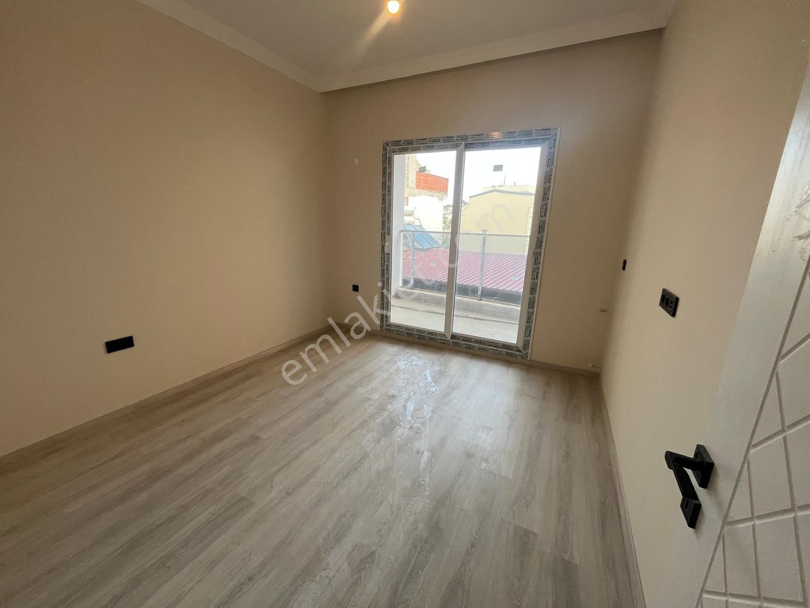 Kuşadası Davutlar’da Asansörlü Çatı Dubleks Satılık Daire - Görsel 8