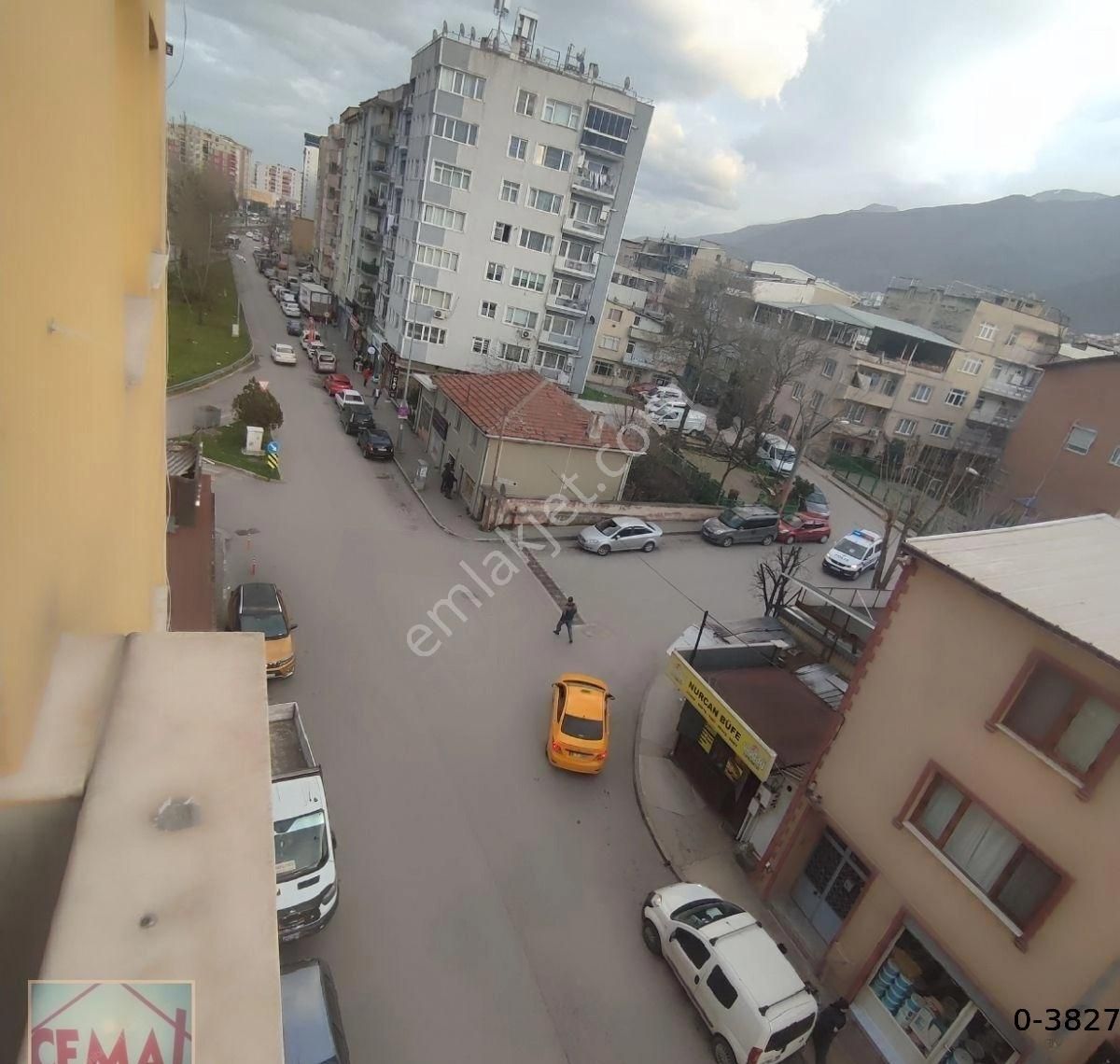 Cemal Emlak Bursa Yıldırım Belediye Altında 2+1 Asansörlü 3.ara - Görsel 15