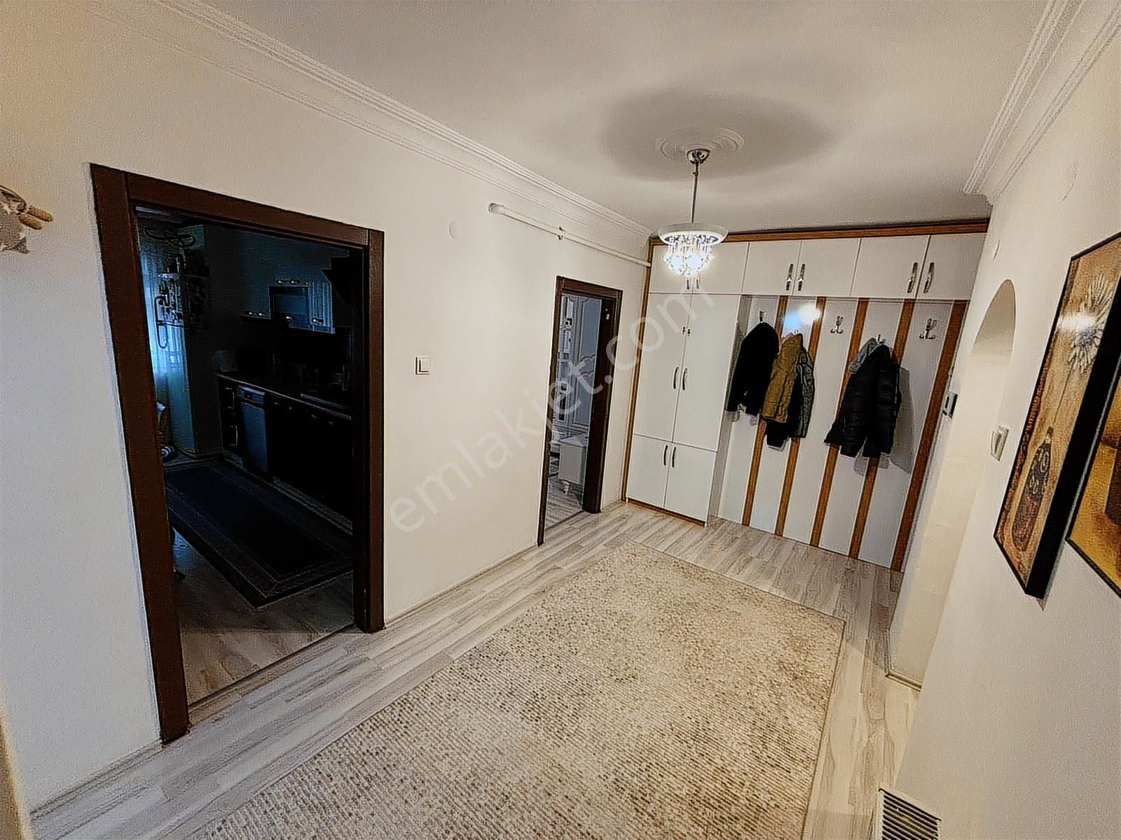 Altın Anahtardan 19.mayıs Cd Üzeri Ön Doğu Cephe Lüx Yapılı