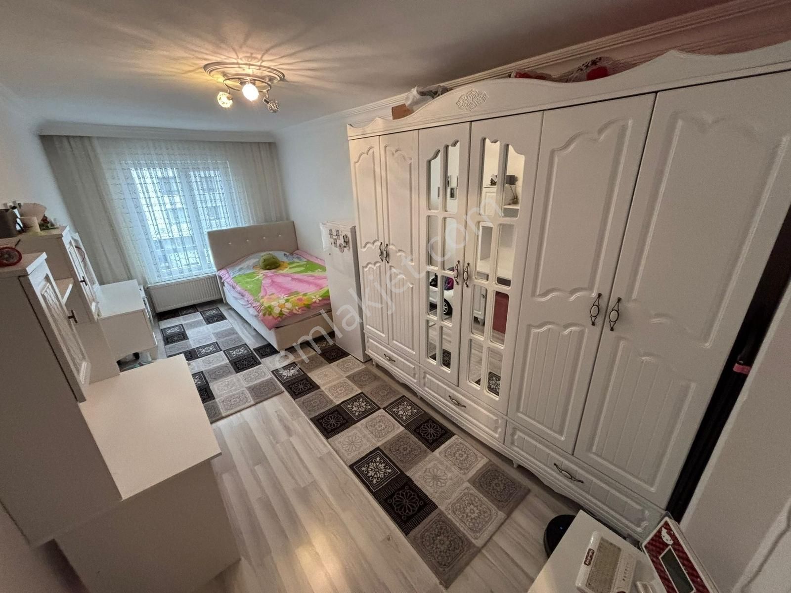 Altın Anahtardan 19.mayıs Cd Üzeri Ön Doğu Cephe Lüx Yapılı - Görsel 5