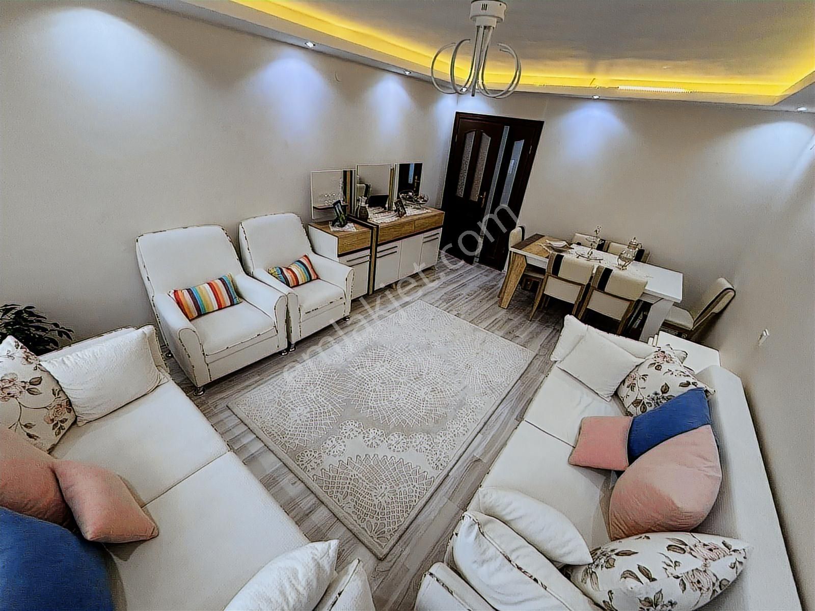 Altın Anahtardan 19.mayıs Cd Üzeri Ön Doğu Cephe Lüx Yapılı - Görsel 9