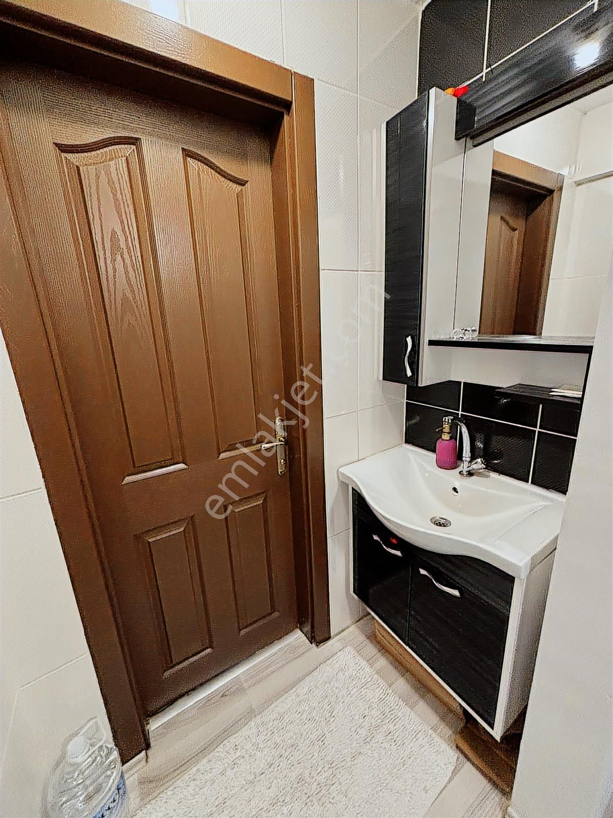 Altın Anahtardan 19.mayıs Cd Üzeri Ön Doğu Cephe Lüx Yapılı - Görsel 6