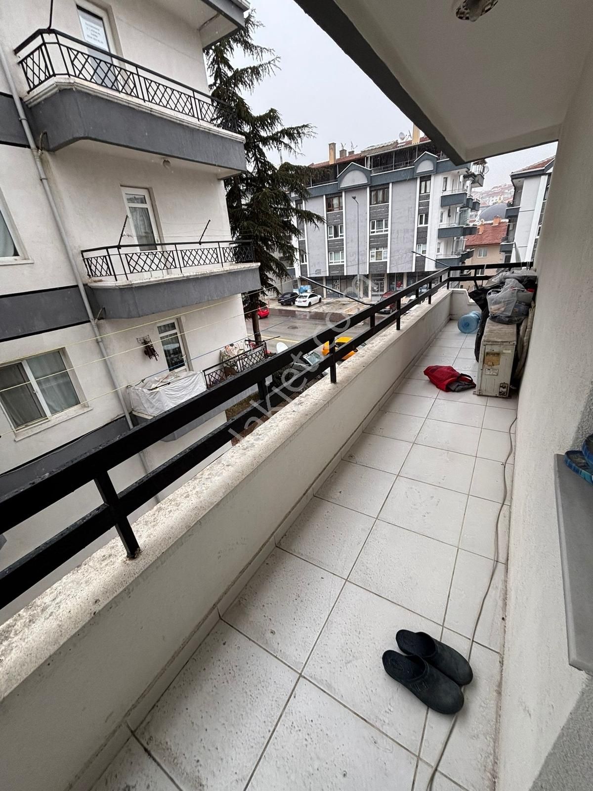 Altın Anahtardan 19.mayıs Cd Üzeri Ön Doğu Cephe Lüx Yapılı - Görsel 24