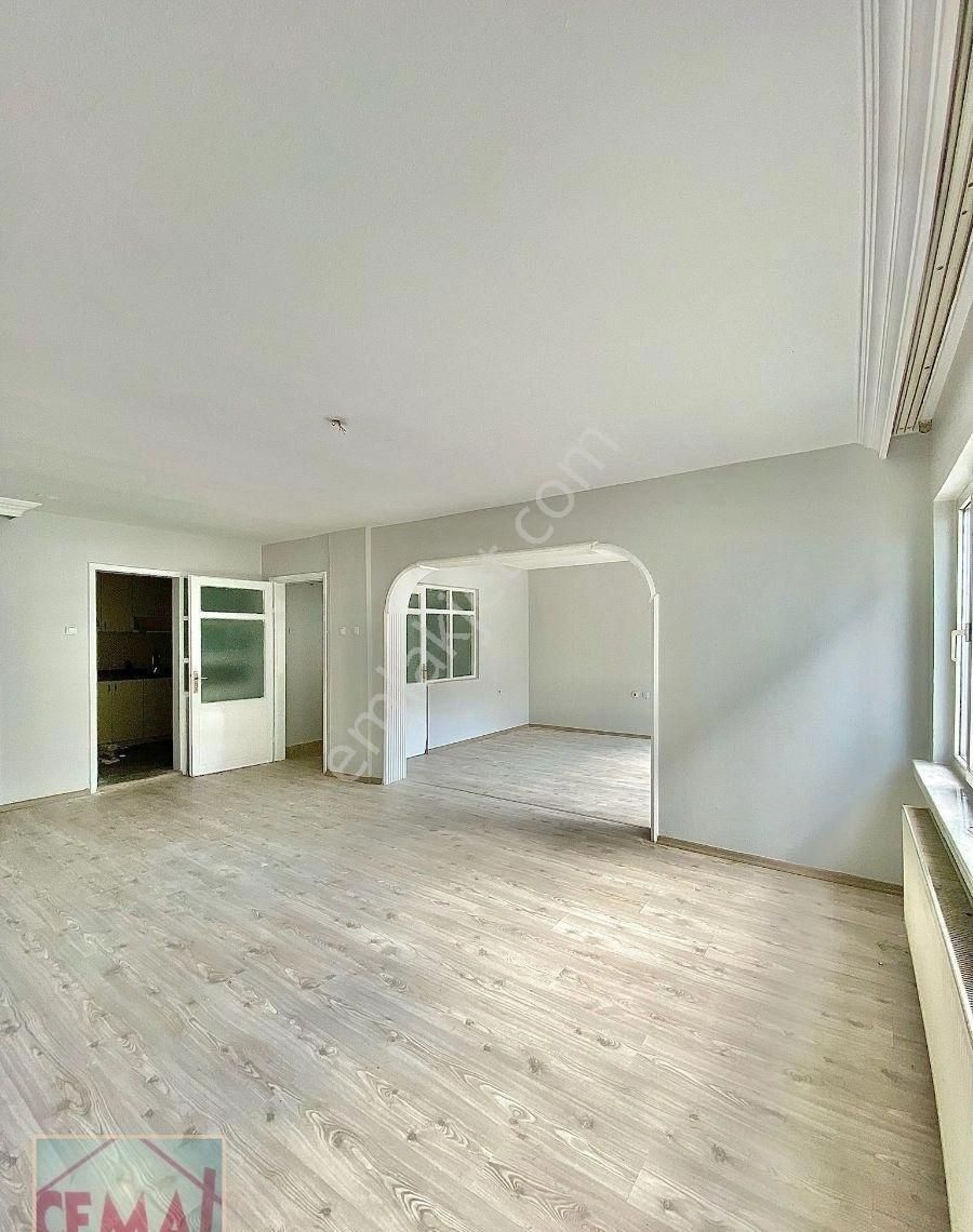 Cemal Emlak Bursa Namazgah Ara Kat Sıfır Kombi Boyalı Bakimli - Görsel 26