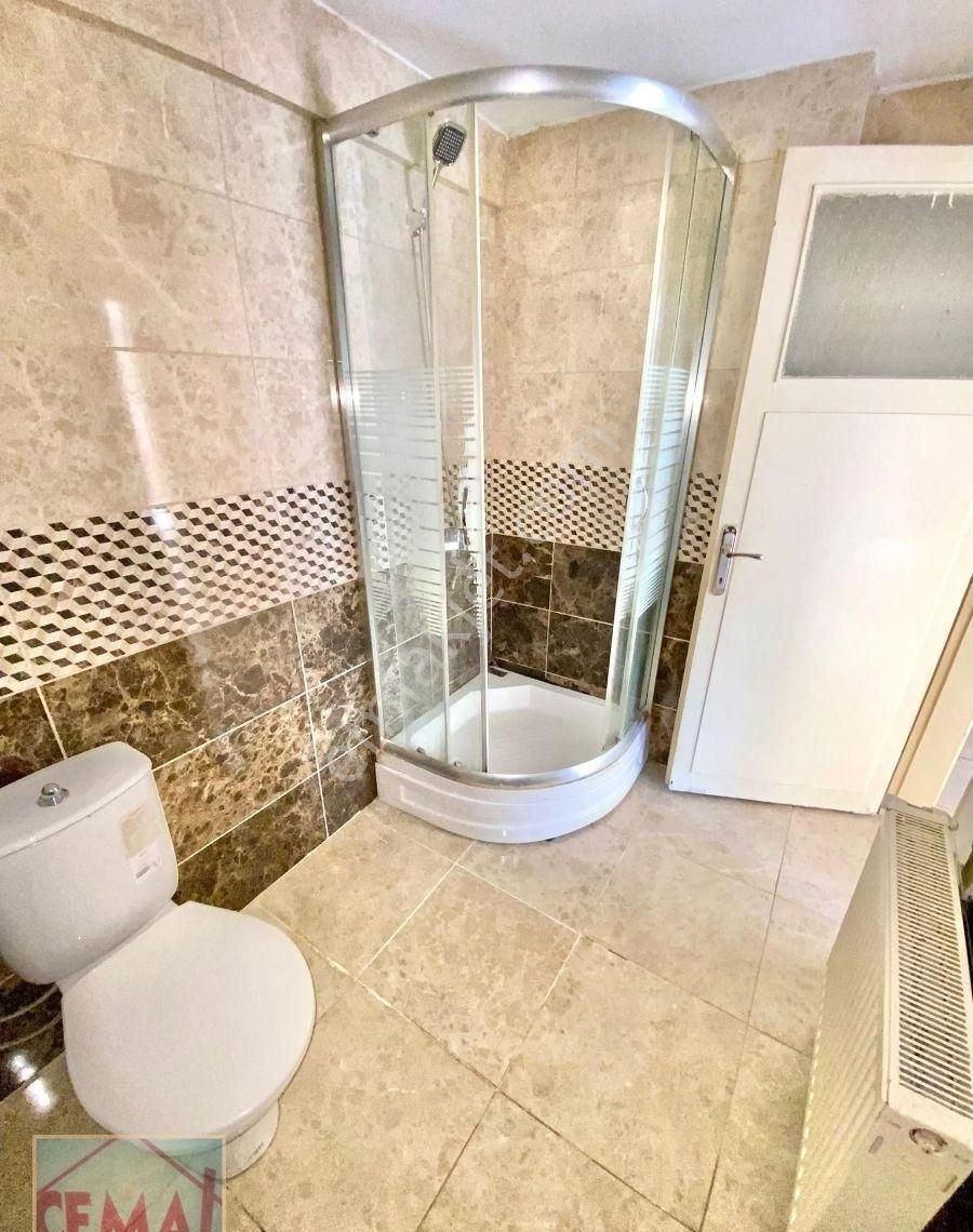 Cemal Emlak Bursa Namazgah Ara Kat Sıfır Kombi Boyalı Bakimli - Görsel 33