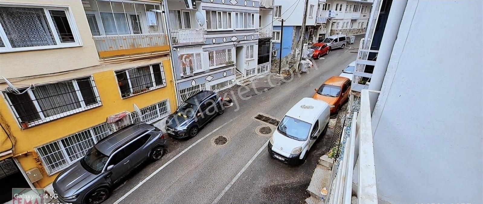 Cemal Emlak Bursa Yıldırım Namazgah Pazar İçinde 2,ara Geniş Bal - Görsel 2