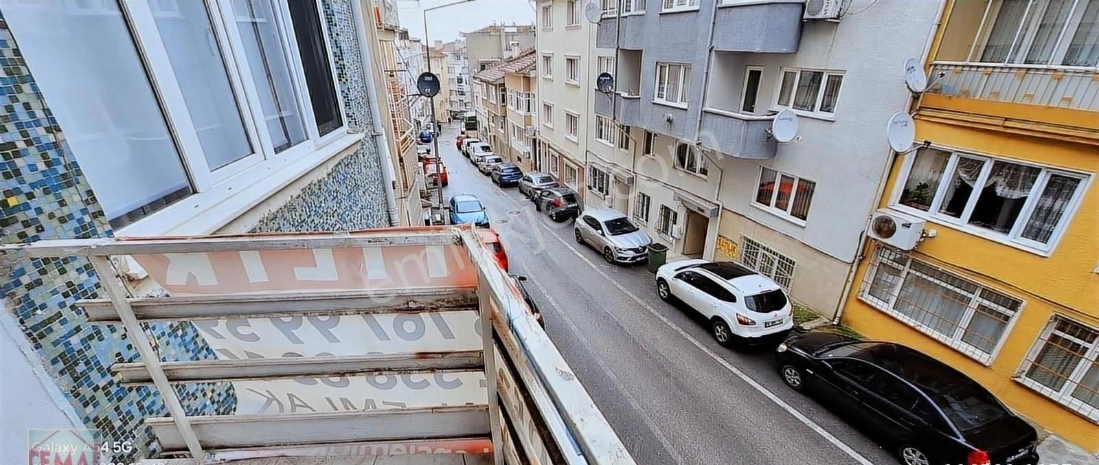 Cemal Emlak Bursa Yıldırım Namazgah Pazar İçinde 2,ara Geniş Bal - Görsel 3
