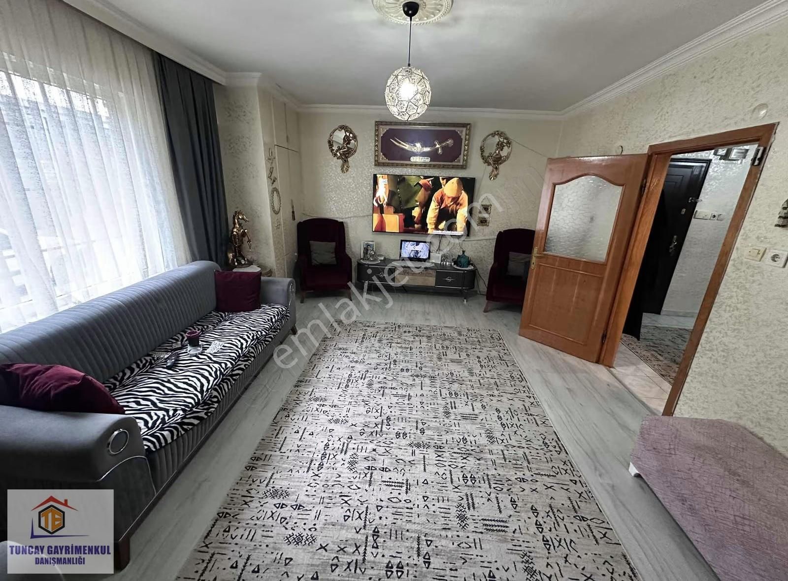 Sefaköy Kartaltepe Mah.balkonlu Yüksk Grş 2+1 85 M2 Satılk Daire - Görsel 13