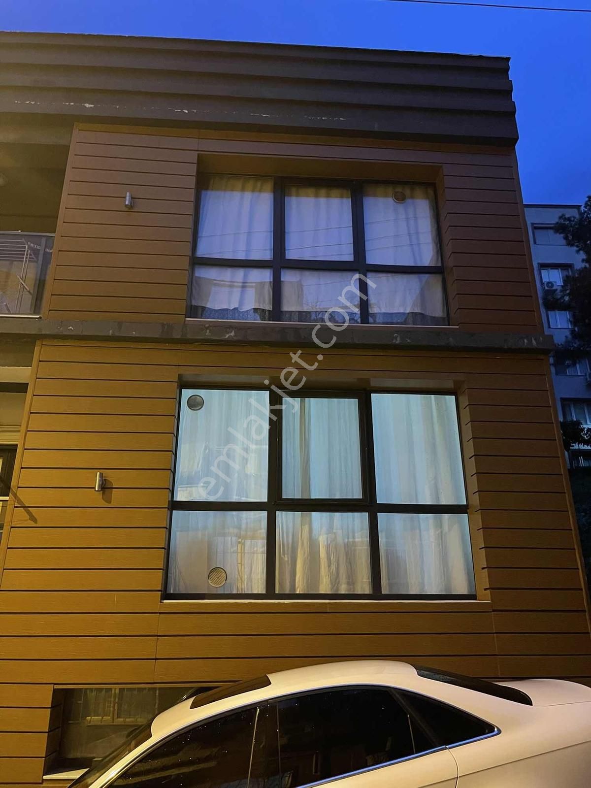 Premium Yaşam | Merkezi Konum | Ara Kat | Özel Dönüşümlü 1+1 - Görsel 11