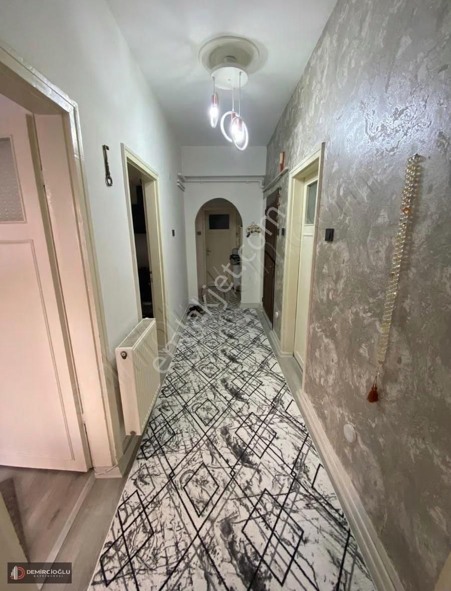 Bahçelievler'de Acil Satılık 2,5+1 (yalıtımlı) - Görsel 4