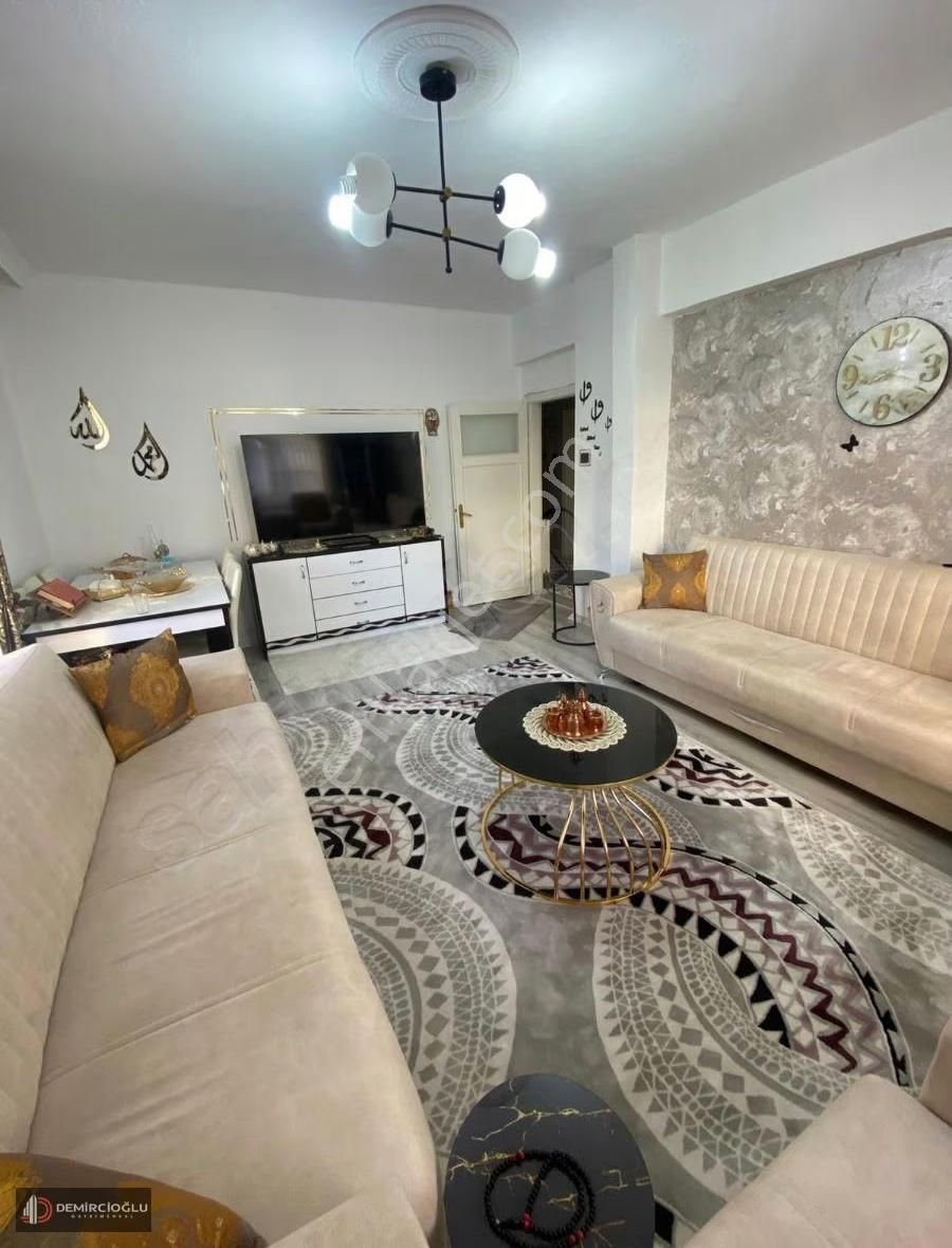 Bahçelievler'de Acil Satılık 2,5+1 (yalıtımlı) - Görsel 9