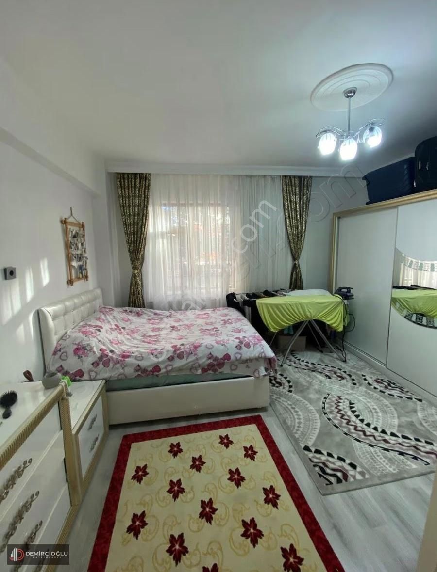 Bahçelievler'de Acil Satılık 2,5+1 (yalıtımlı) - Görsel 8