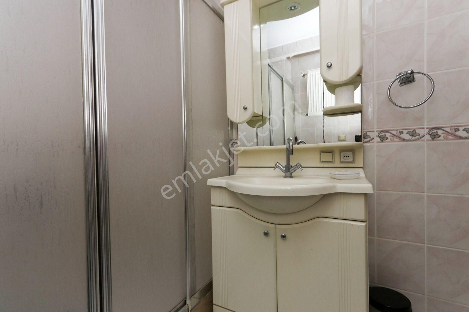 ꧁uğur&uzman꧂idealtepe'de 2005 Yapımı Metro'ya Yakın 140m2 Asansörlü 3+1 - Görsel 25