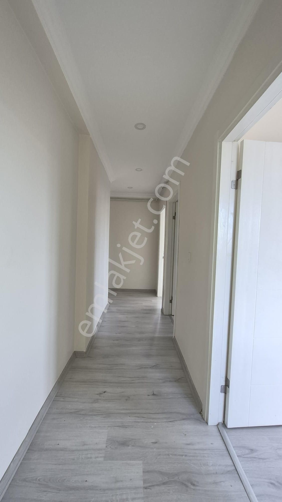 Caddelere Komşu Geniş 2+1 Kiralık Daire - Görsel 15