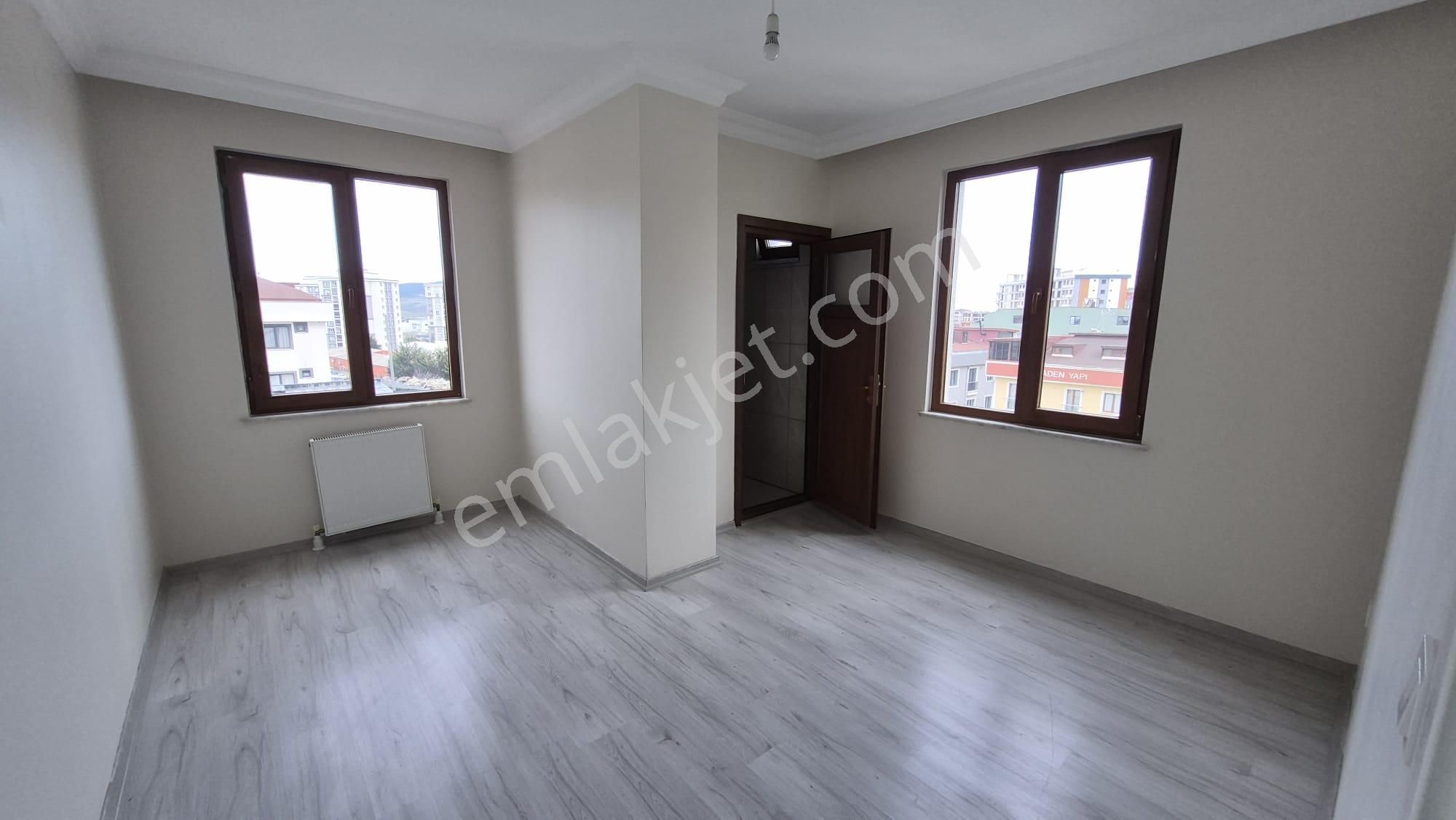 Caddelere Komşu Geniş 2+1 Kiralık Daire - Görsel 22