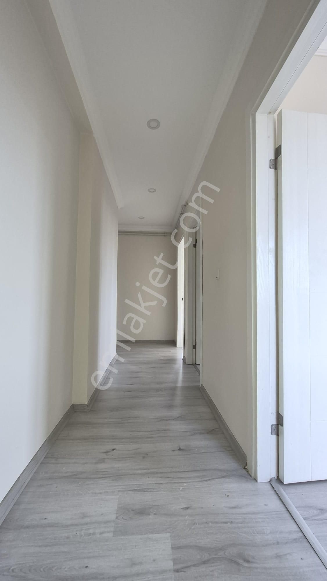 Caddelere Komşu Geniş 2+1 Kiralık Daire - Görsel 14