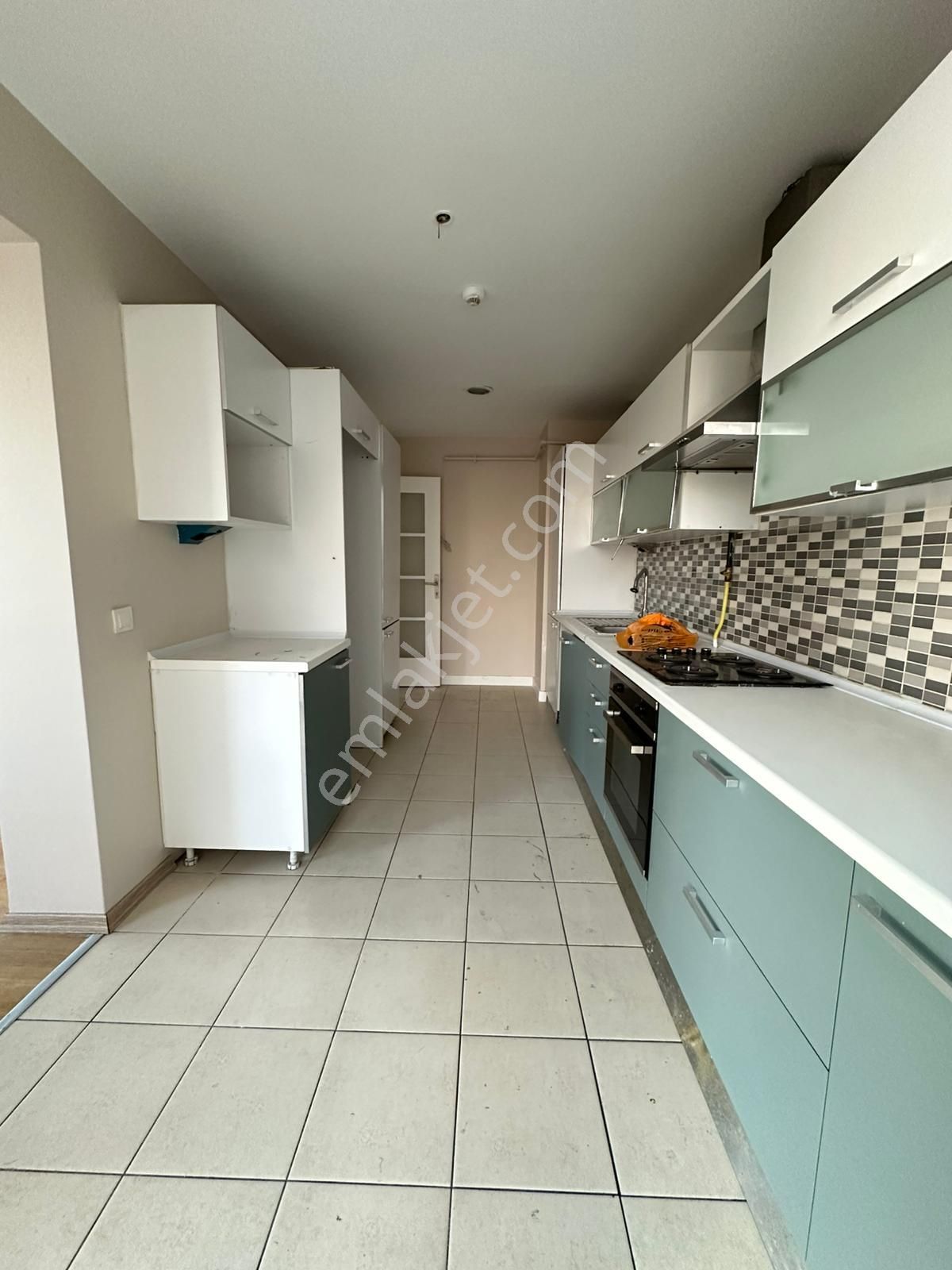 Esenyurt Yeşilkent Mahallesi İnnovia 2 Sitesi 3+1 120 M2 Kiralık Boş Daire Havuz Ve Peyzaj Cepheli - Görsel 16