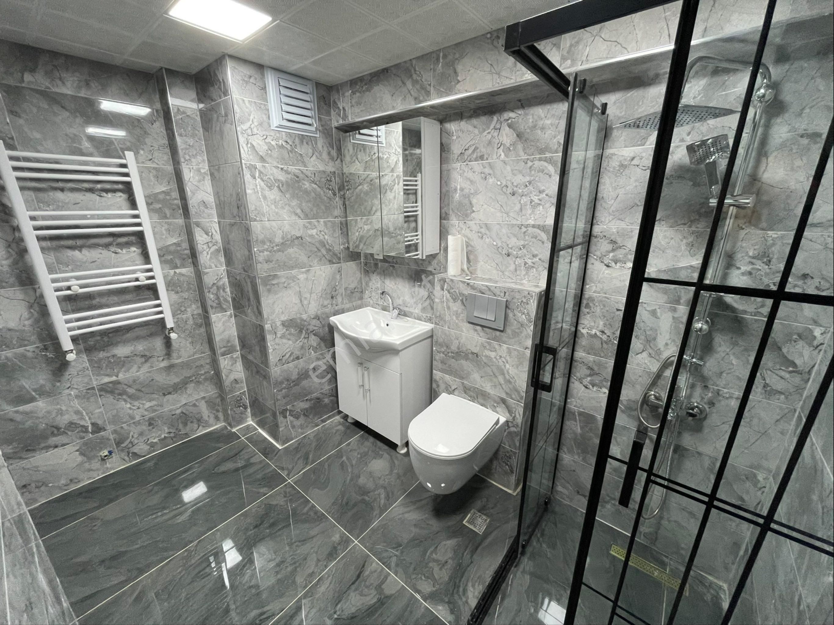 Çakırlar Göbek Ve Metro Yakını 3+1 Full Yapılı Kiralık Daire