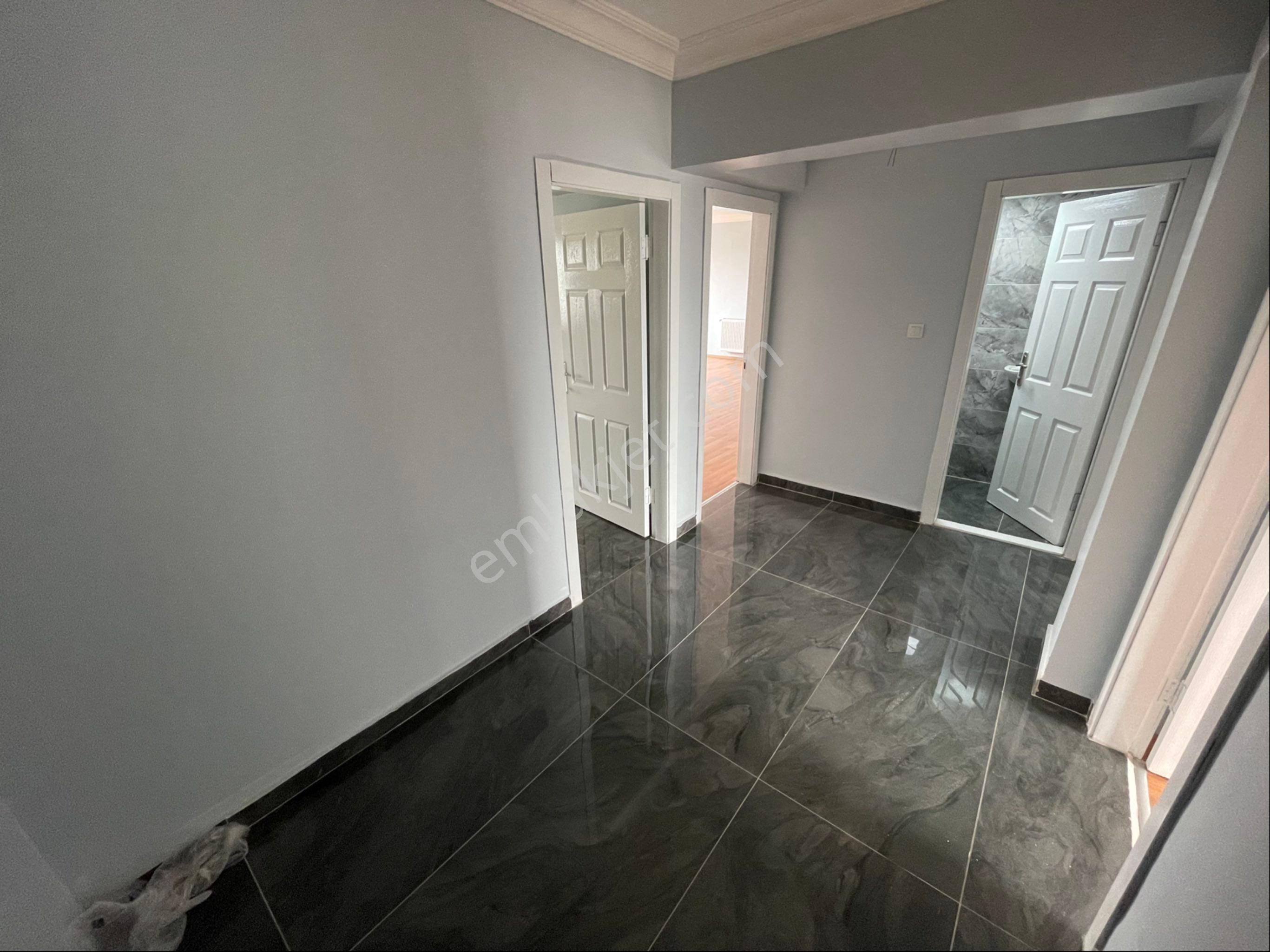 Çakırlar Göbek Ve Metro Yakını 3+1 Full Yapılı Kiralık Daire - Görsel 4