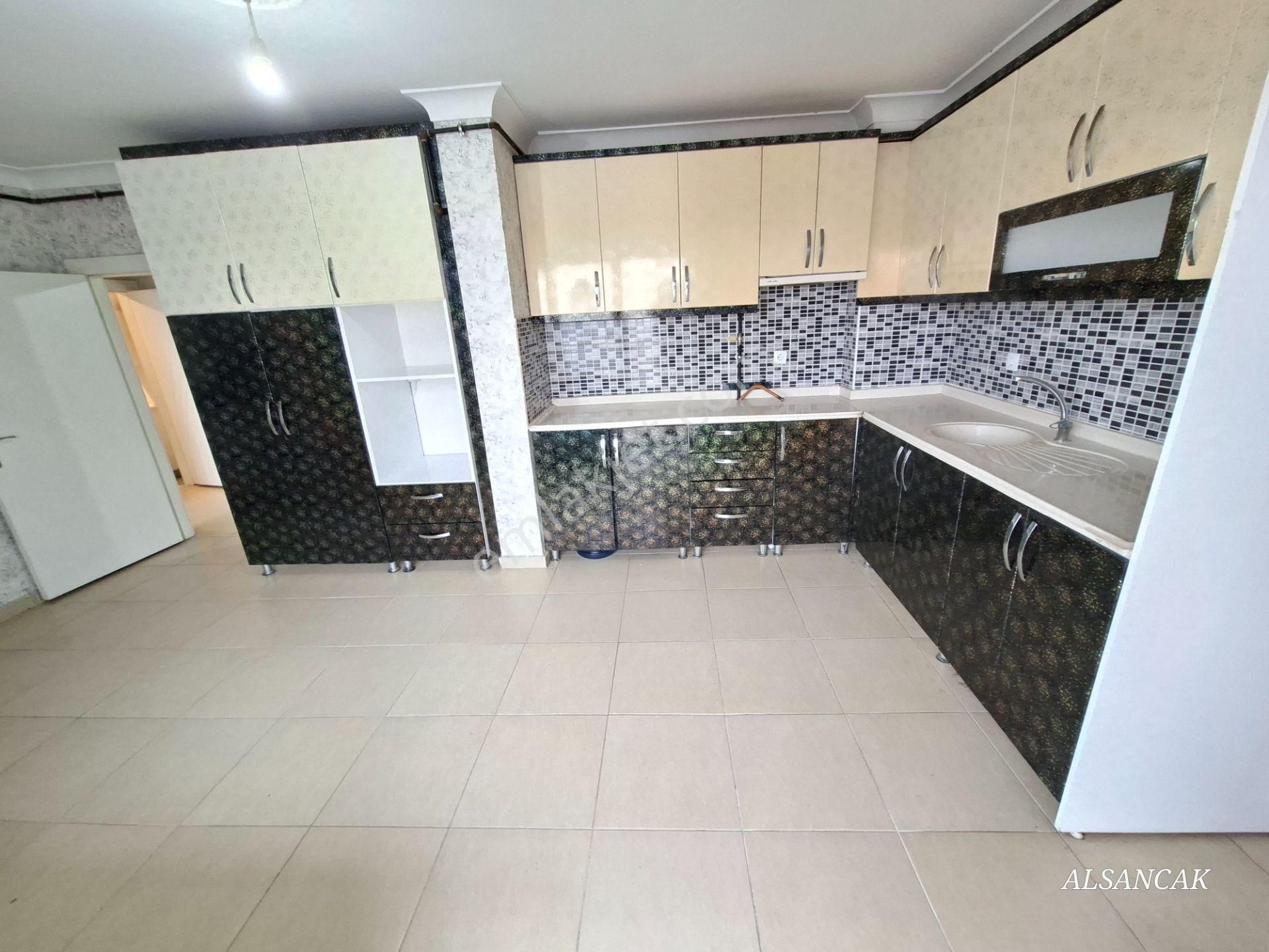 Etimesgut Merkezde 4+1 Katta Dubleks Yüksek Krediye Uygun - Görsel 3