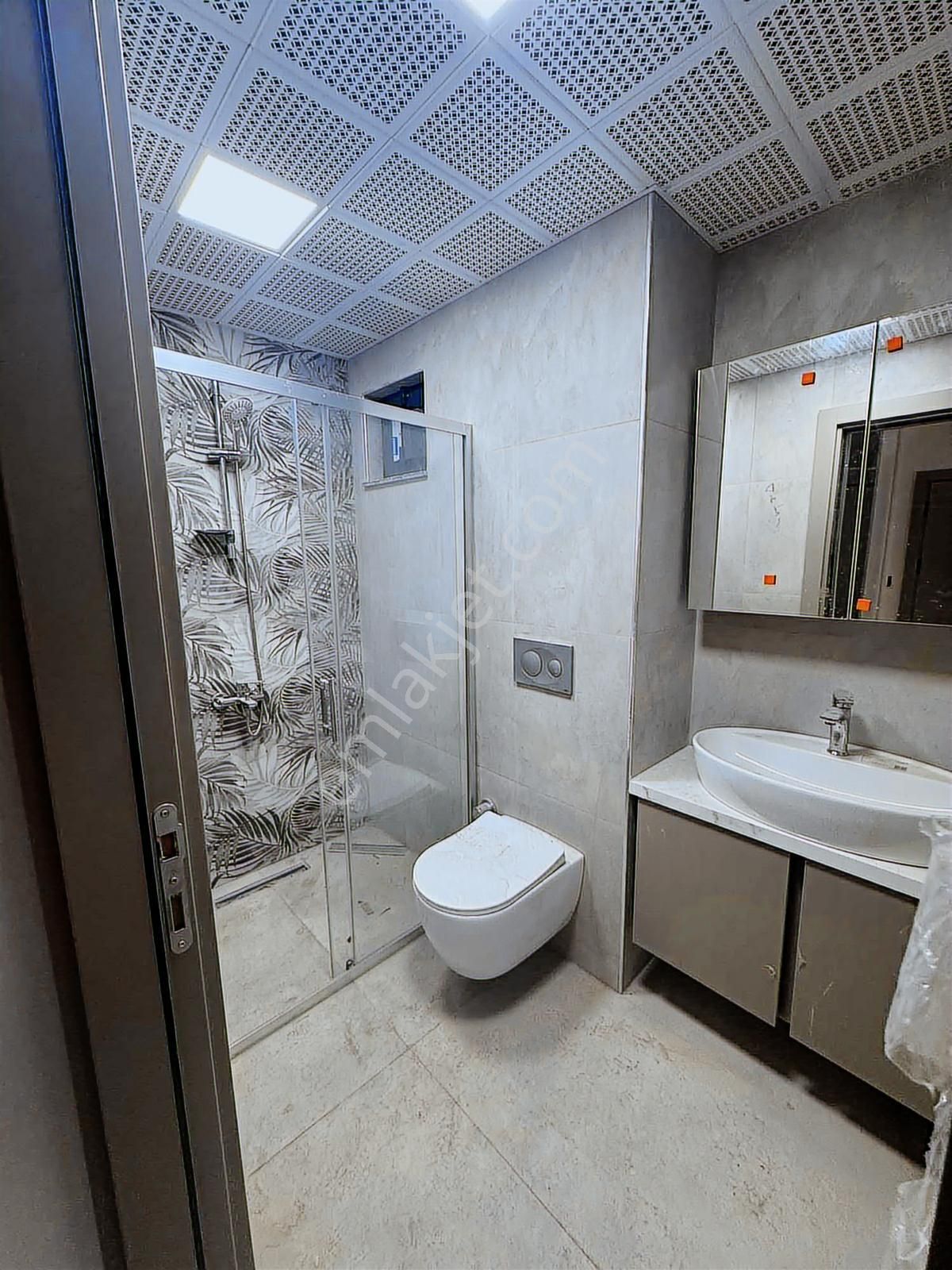 Çıplaklı'da Site İçi 5+1 Asansörlü Villa - Görsel 25