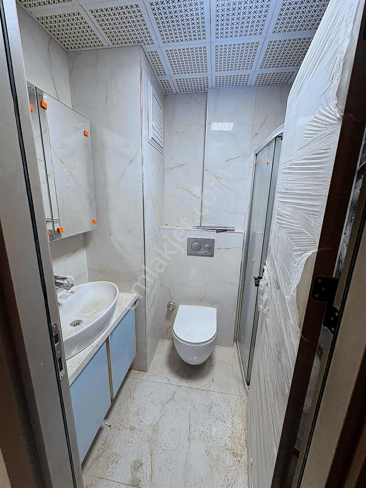 Çıplaklı'da Site İçi 5+1 Asansörlü Villa - Görsel 7