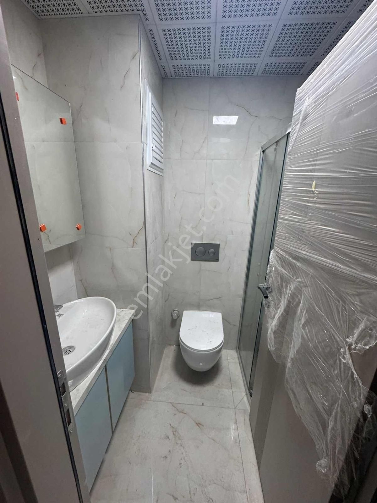 Çıplaklı'da Site İçi 5+1 Asansörlü Villa - Görsel 9
