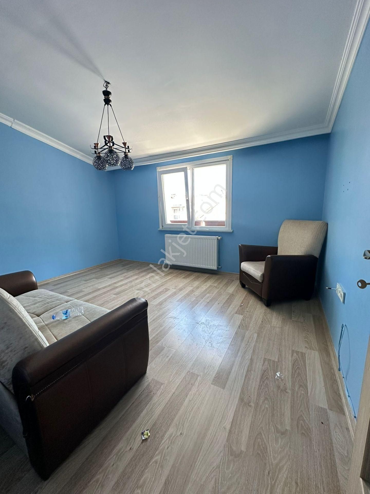 Esenyurt Kıraç Necip Fazıl Kısakürek Mahallesi 2+1 Kiralık Çatı Katı Daire Çift Teraslı Yeni Bina - Görsel 2