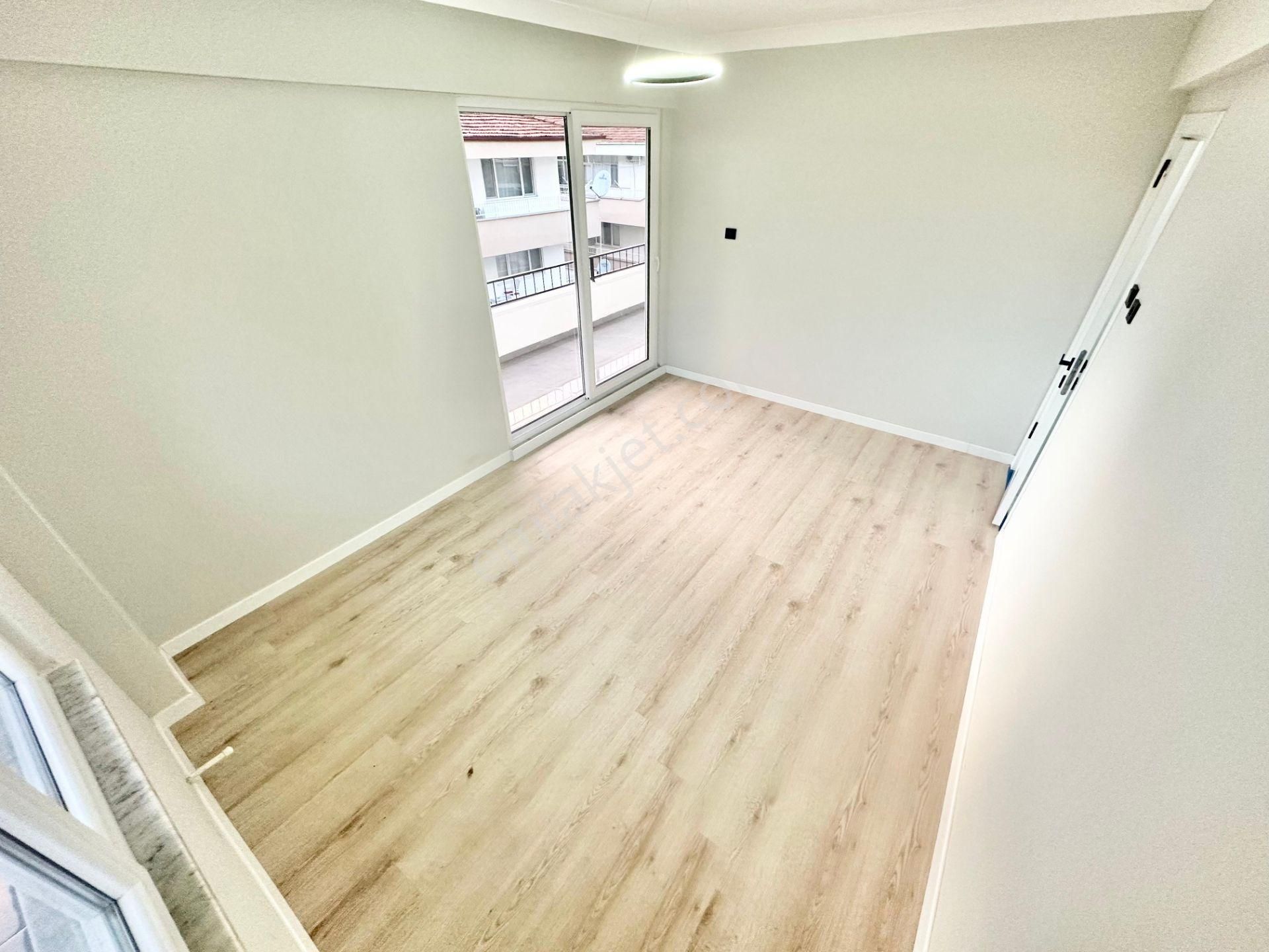 ꧁ay Emlak'tan꧂akçay'da Ön Cephe Arakat Çift Banyolu Ayrı Mutfak Satılık 2+1 Doğa Manzaralı Daire - Görsel 18