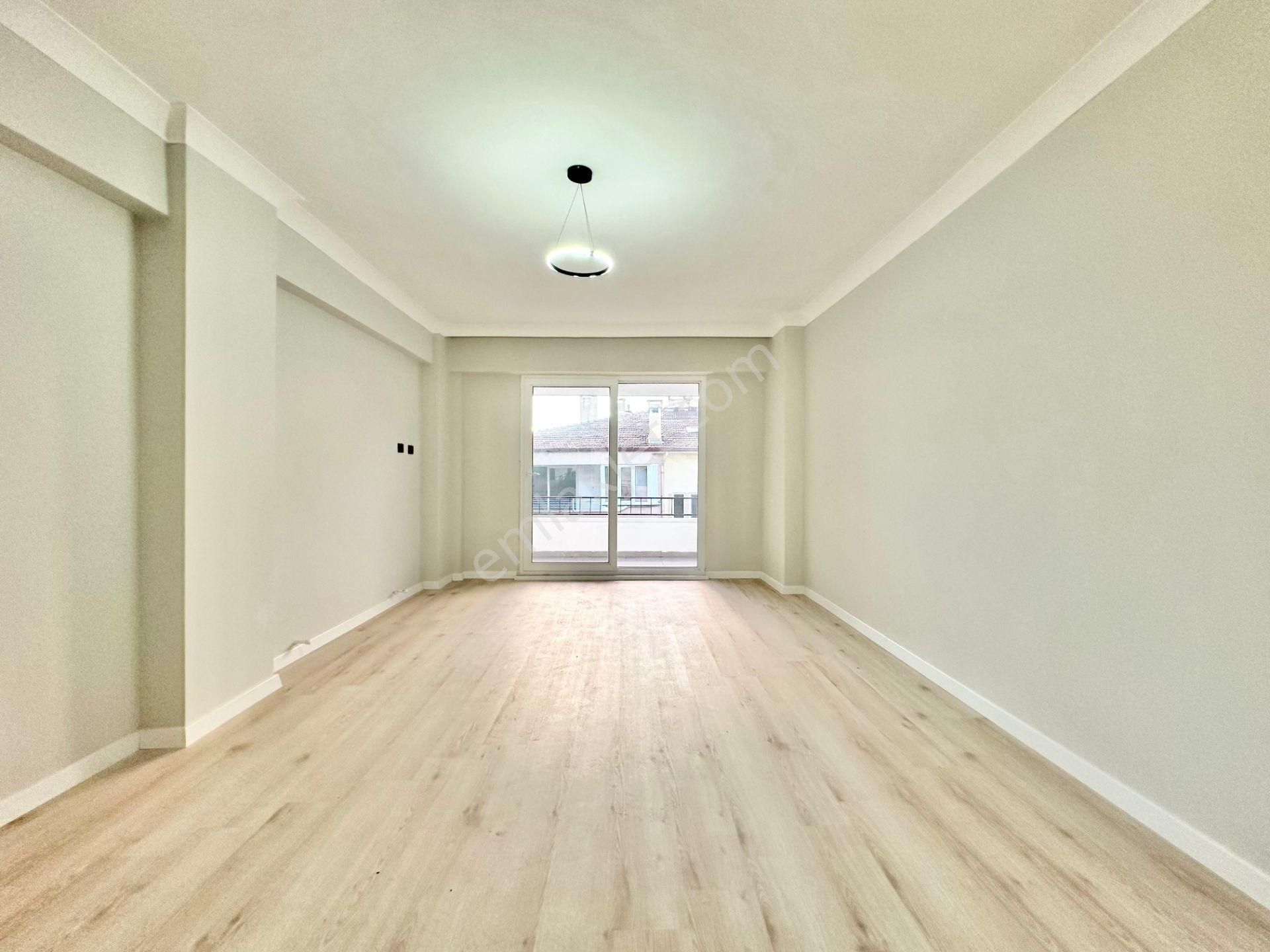 ꧁ay Emlak'tan꧂akçay'da Ön Cephe Arakat Çift Banyolu Ayrı Mutfak Satılık 2+1 Doğa Manzaralı Daire - Görsel 9