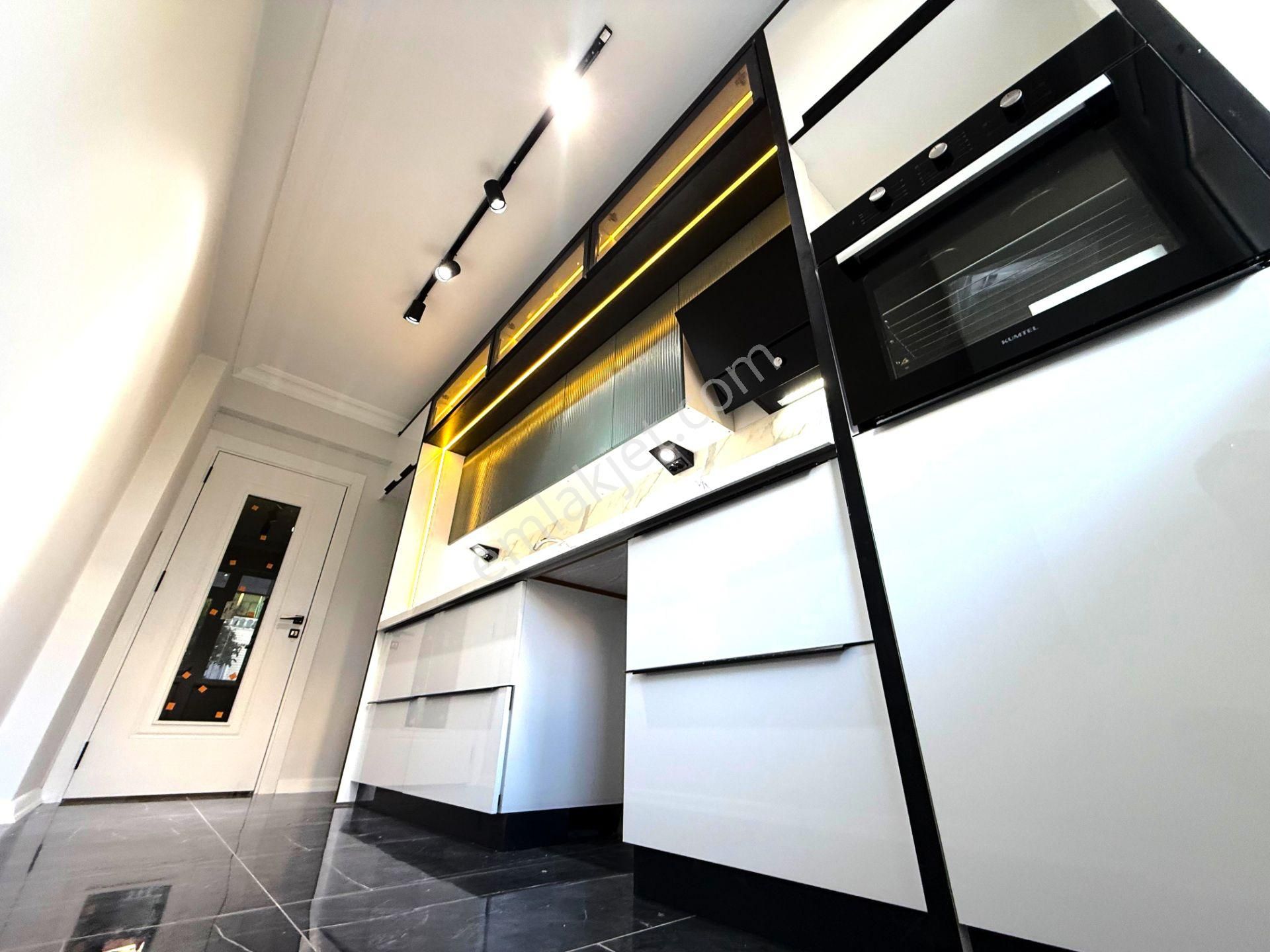 𝄞melodi'den İkizçay Merkez'de Ayrı Mutfaklı Ön Cephe Arakat Tasarımıyla Baş Döndürecek 2+1 Daire - Görsel 11