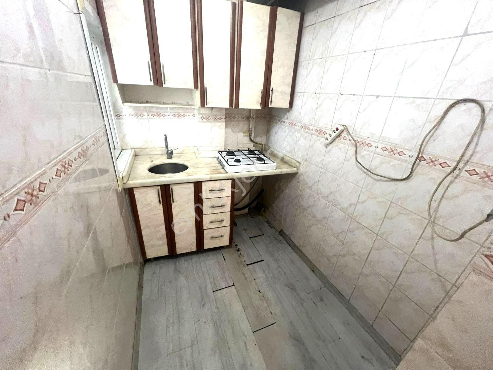 Nest Emlak'tan Fevziçakmak Mh 1+1 70m2 3.kat Temiz Kiralık Daire - Görsel 7