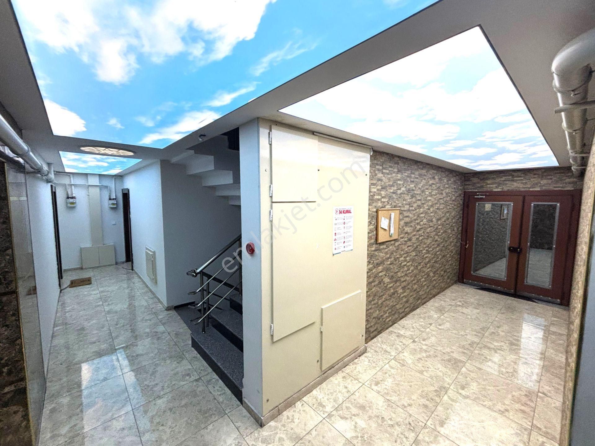 𝄞melodi'den Altınkum'un Güzel Yerinde Ara Kat Cam Balkonlu Göz Alıcı Tasarımlı 2+1 Daire - Görsel 2