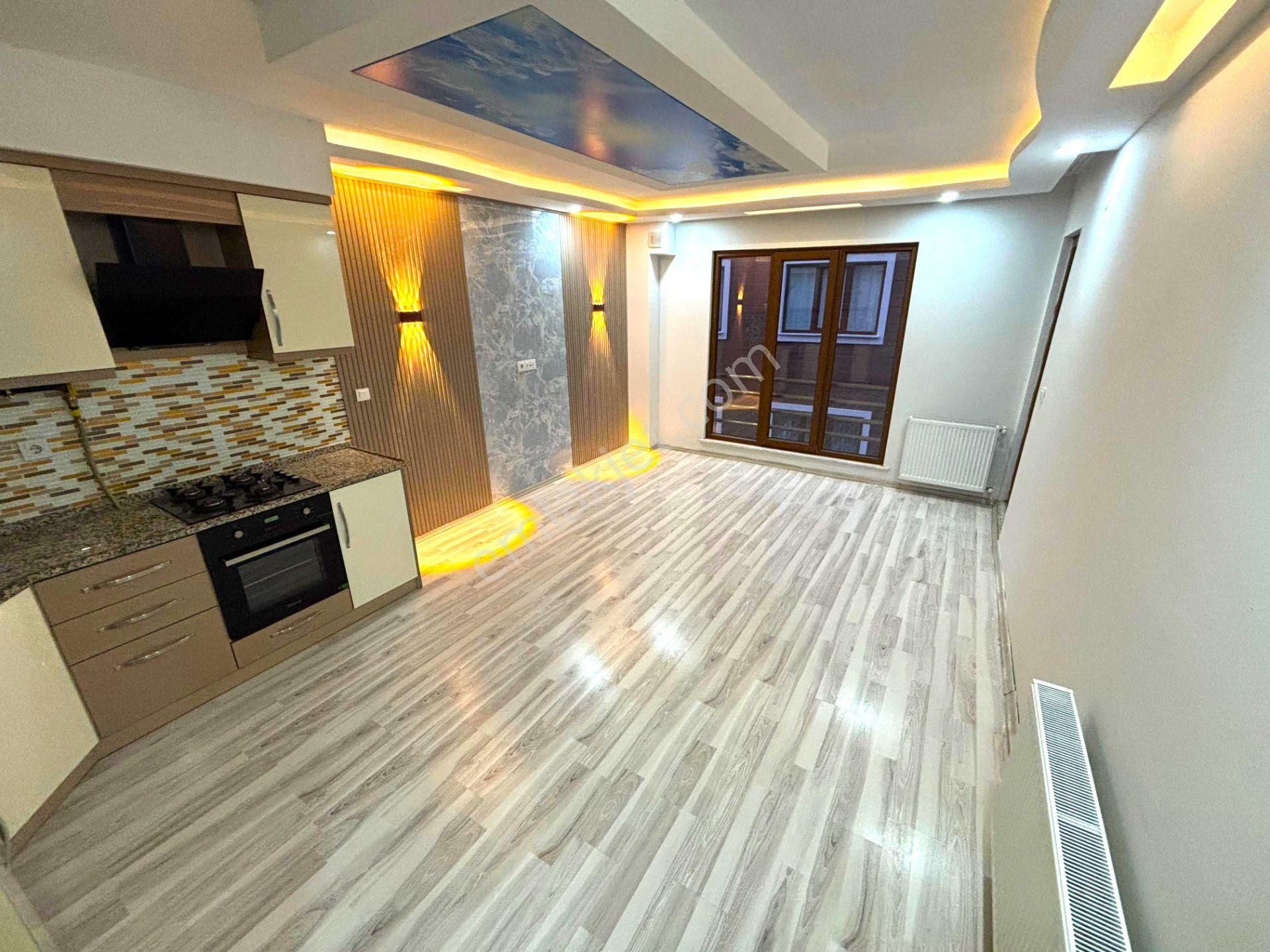 𝄞melodi'den Altınkum'un Güzel Yerinde Ara Kat Cam Balkonlu Göz Alıcı Tasarımlı 2+1 Daire - Görsel 7