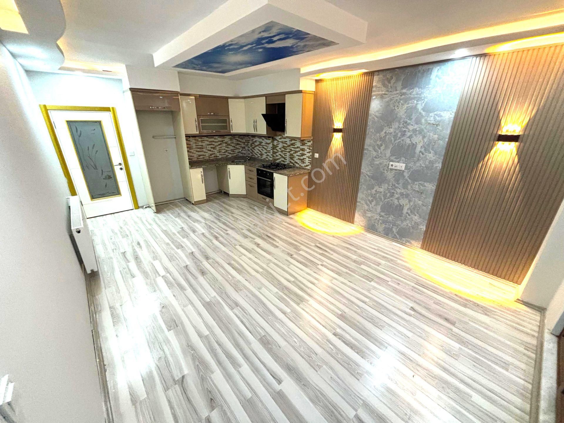 𝄞melodi'den Altınkum'un Güzel Yerinde Ara Kat Cam Balkonlu Göz Alıcı Tasarımlı 2+1 Daire - Görsel 4