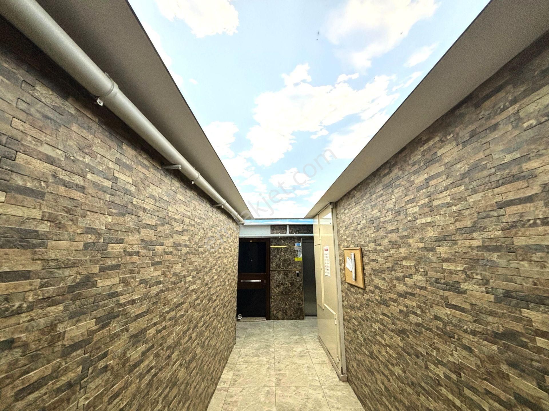 𝄞melodi'den Altınkum'un Güzel Yerinde Ara Kat Cam Balkonlu Göz Alıcı Tasarımlı 2+1 Daire - Görsel 26