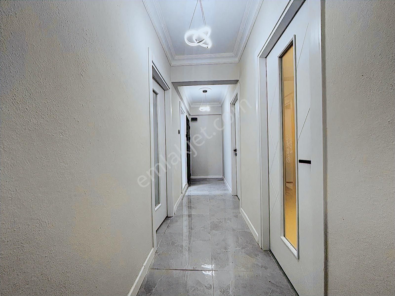 Gürsoy'dan Akçay Merkezde Denize 500m Arakat Masrafsız 2+1 - Görsel 35