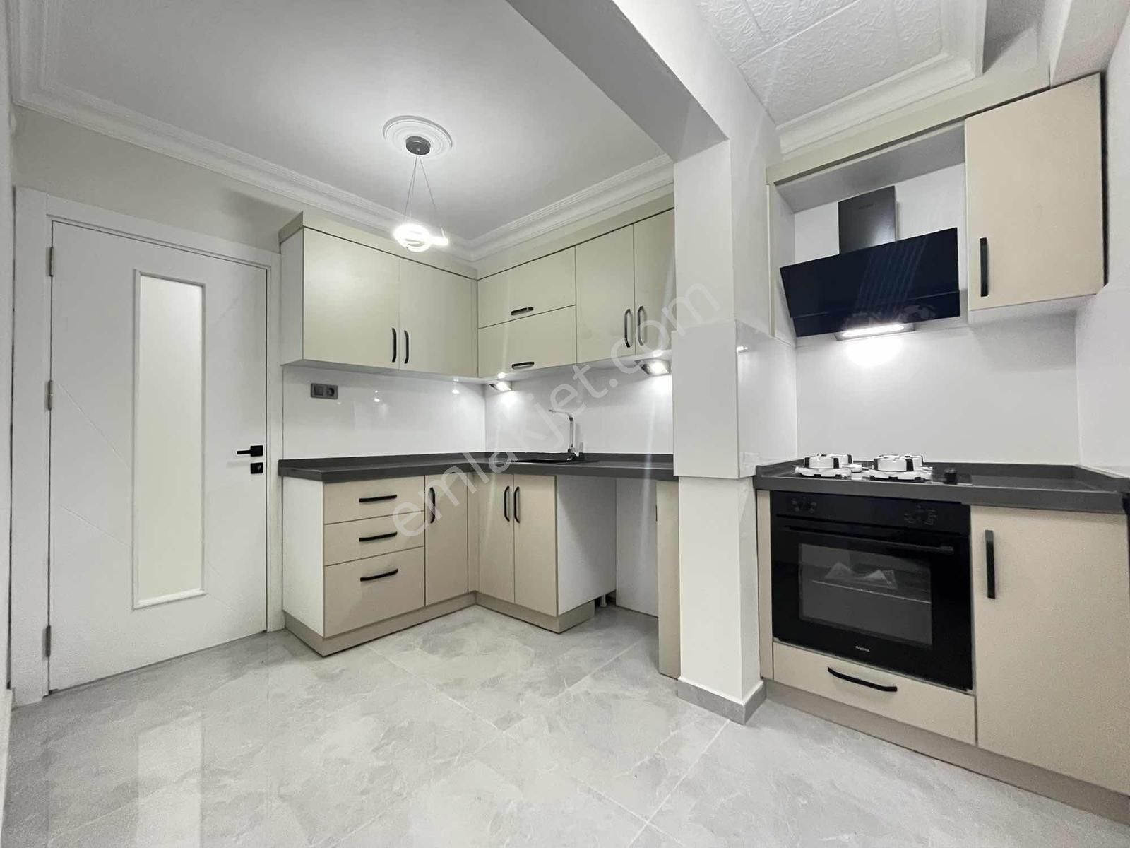 Gürsoy'dan Akçay Merkezde Denize 500m Arakat Masrafsız 2+1 - Görsel 13