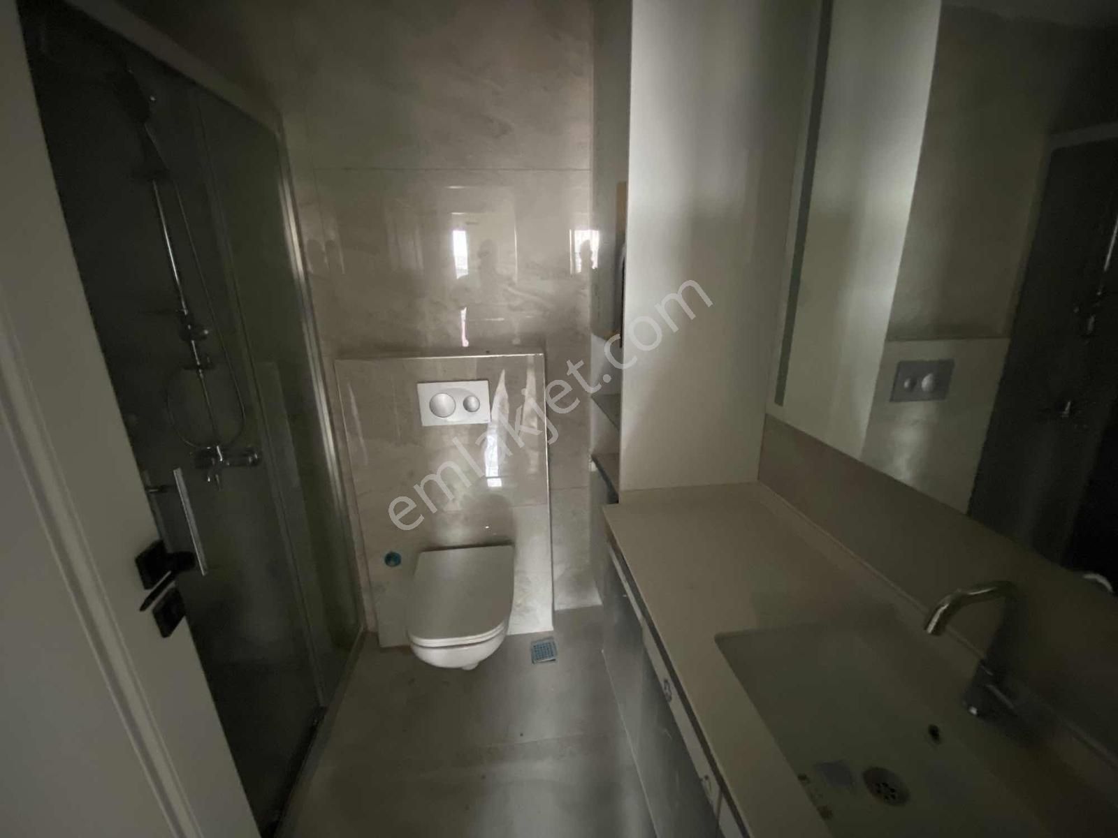 2 Bloklu Sitede 7.kat 4+1 Ebeweyn Banyolu Sıfır Metroya 3.dk - Görsel 11