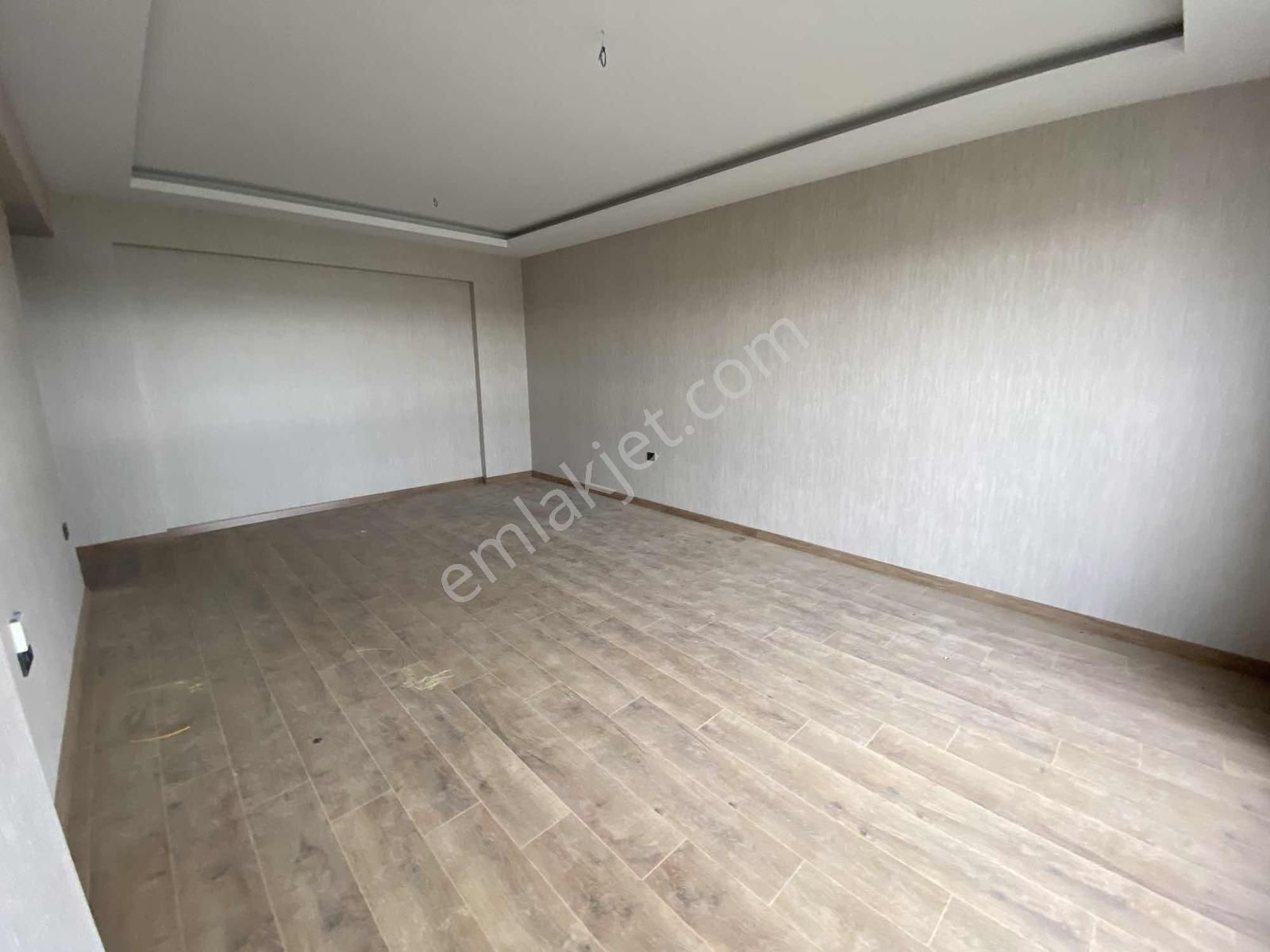 2 Bloklu Sitede 7.kat 4+1 Ebeweyn Banyolu Sıfır Metroya 3.dk - Görsel 17